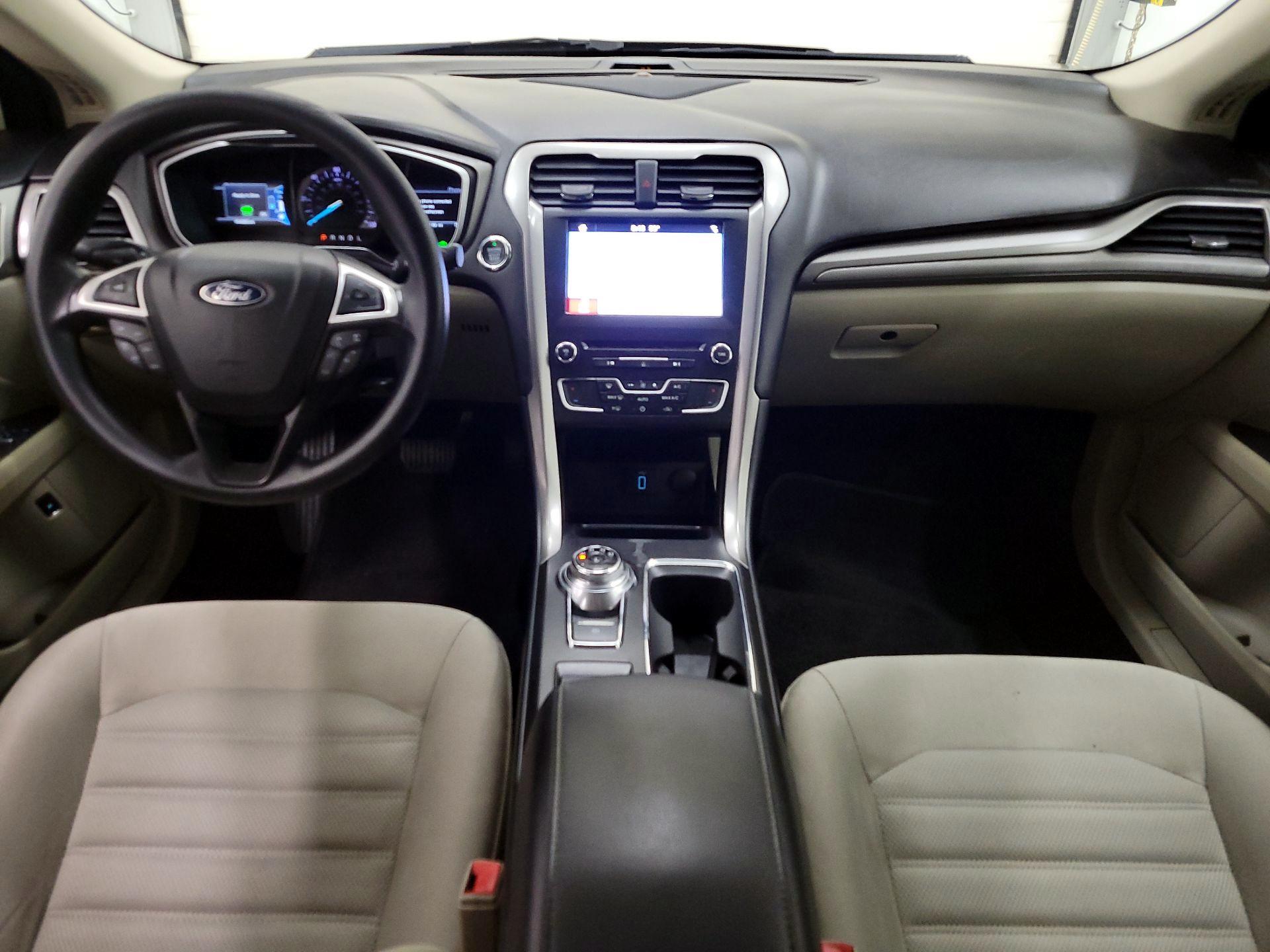 Thumbnail: 2018 Ford Fusion - 9