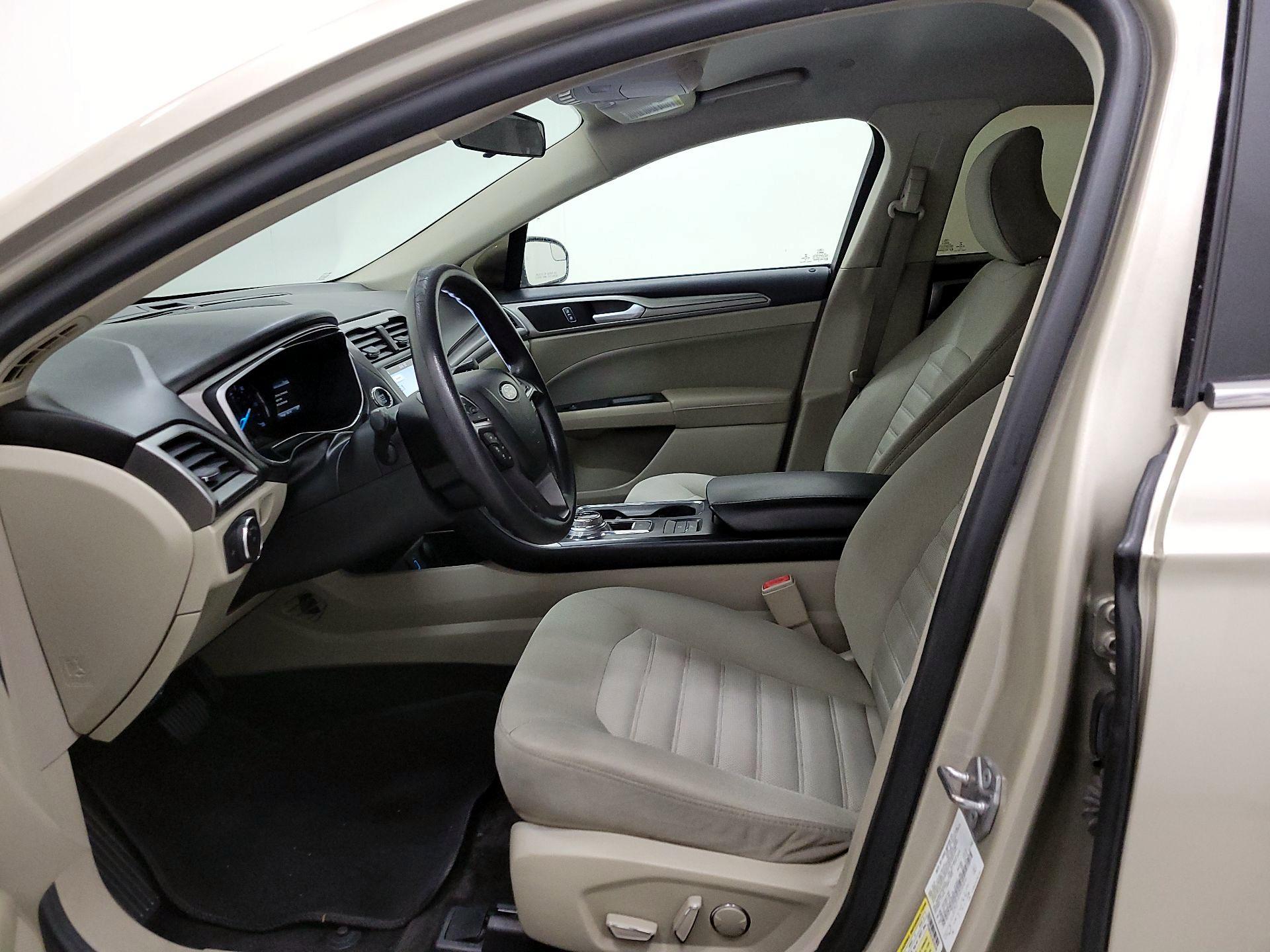 Thumbnail: 2018 Ford Fusion - 11