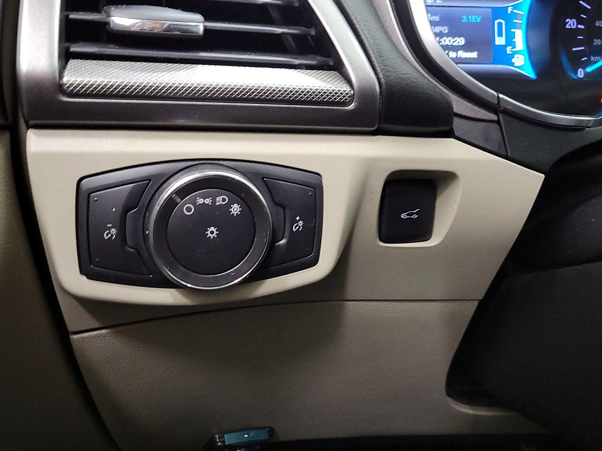 Thumbnail: 2018 Ford Fusion - 13