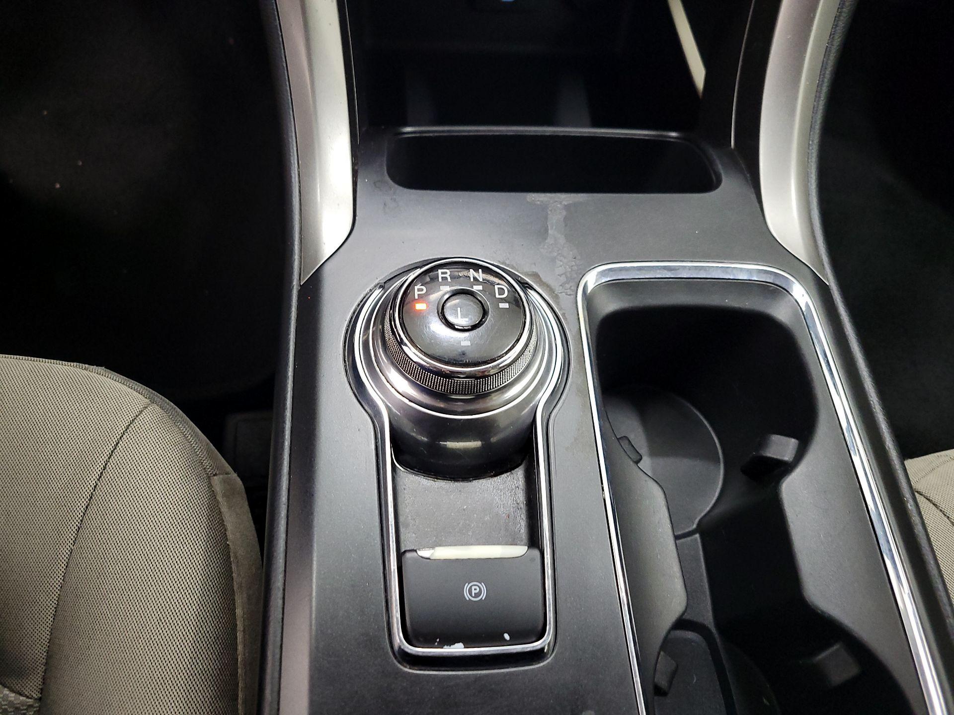 Thumbnail: 2018 Ford Fusion - 17