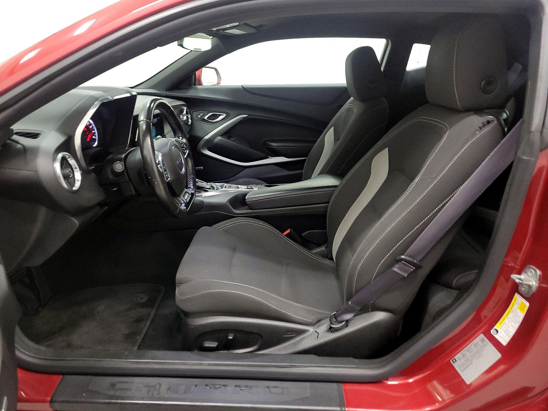 Thumbnail: 2017 Chevrolet Camaro - 11