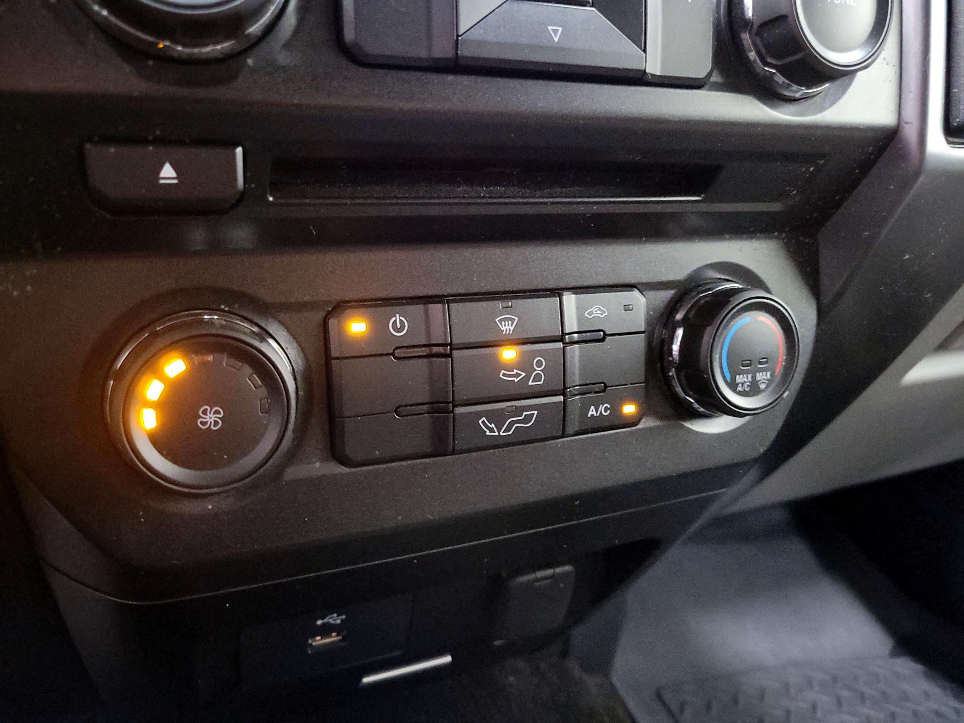 Thumbnail: 2018 Ford F-150 - 16