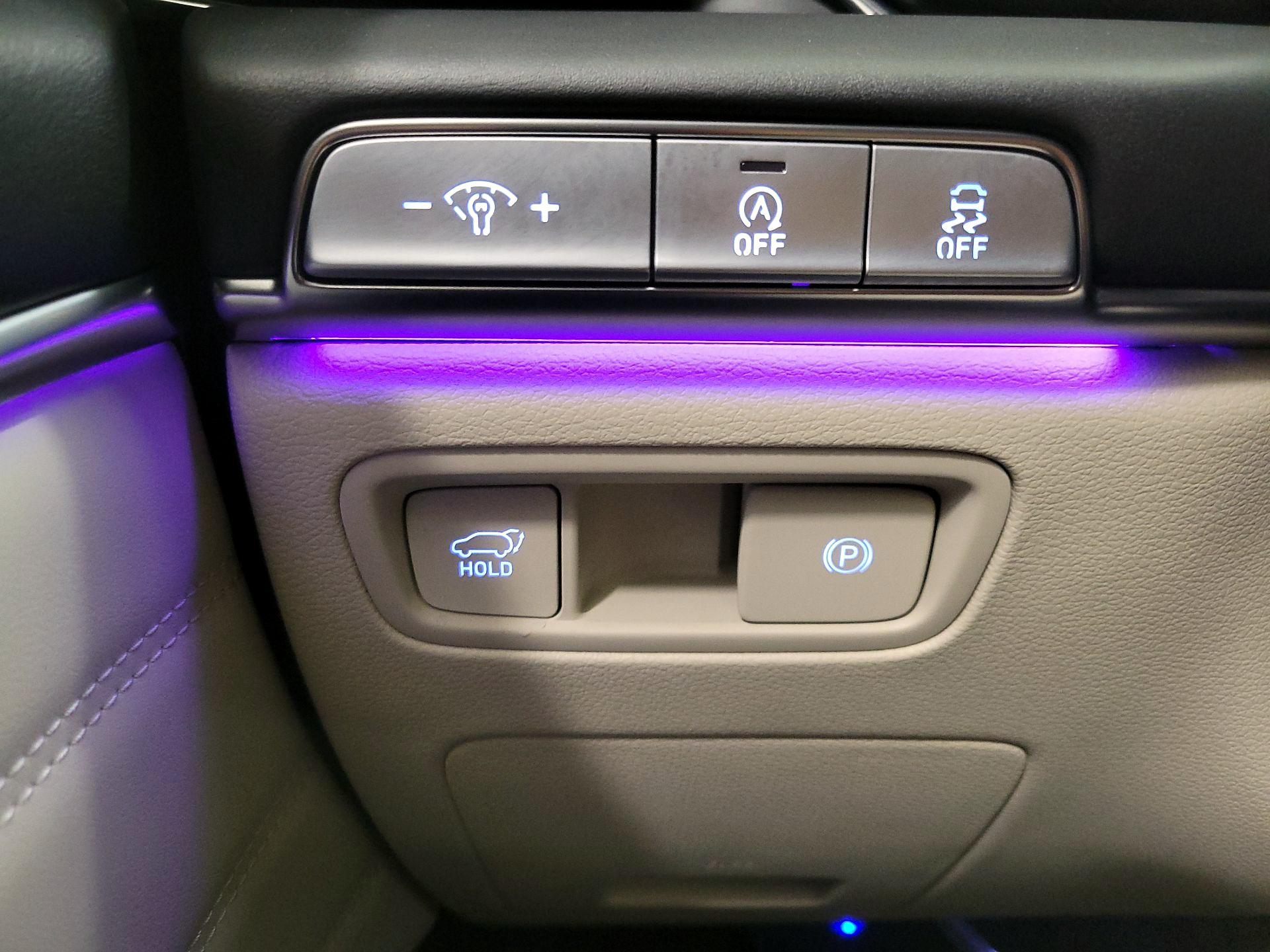 Thumbnail: 2022 Genesis GV80 - 13