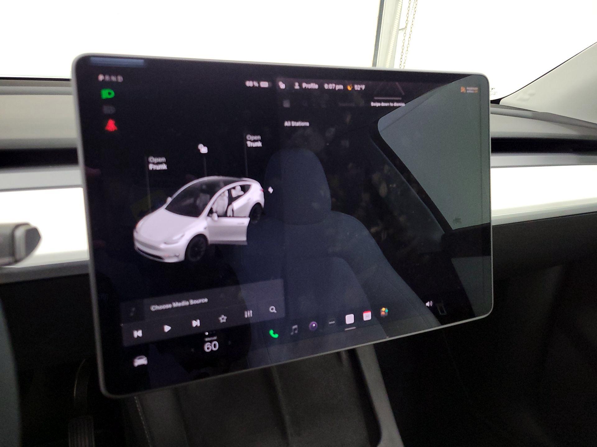 Thumbnail: 2021 Tesla Model Y - 15