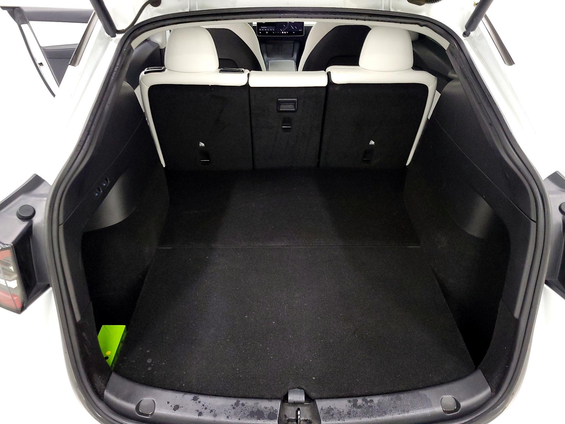 Thumbnail: 2021 Tesla Model Y - 19