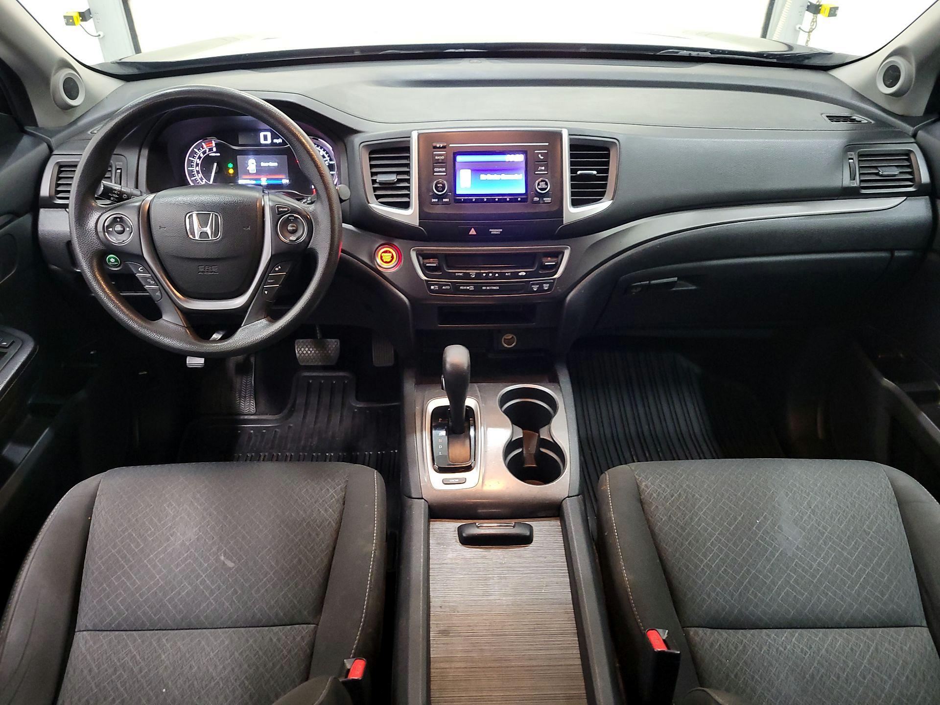 Thumbnail: 2017 Honda Ridgeline - 9