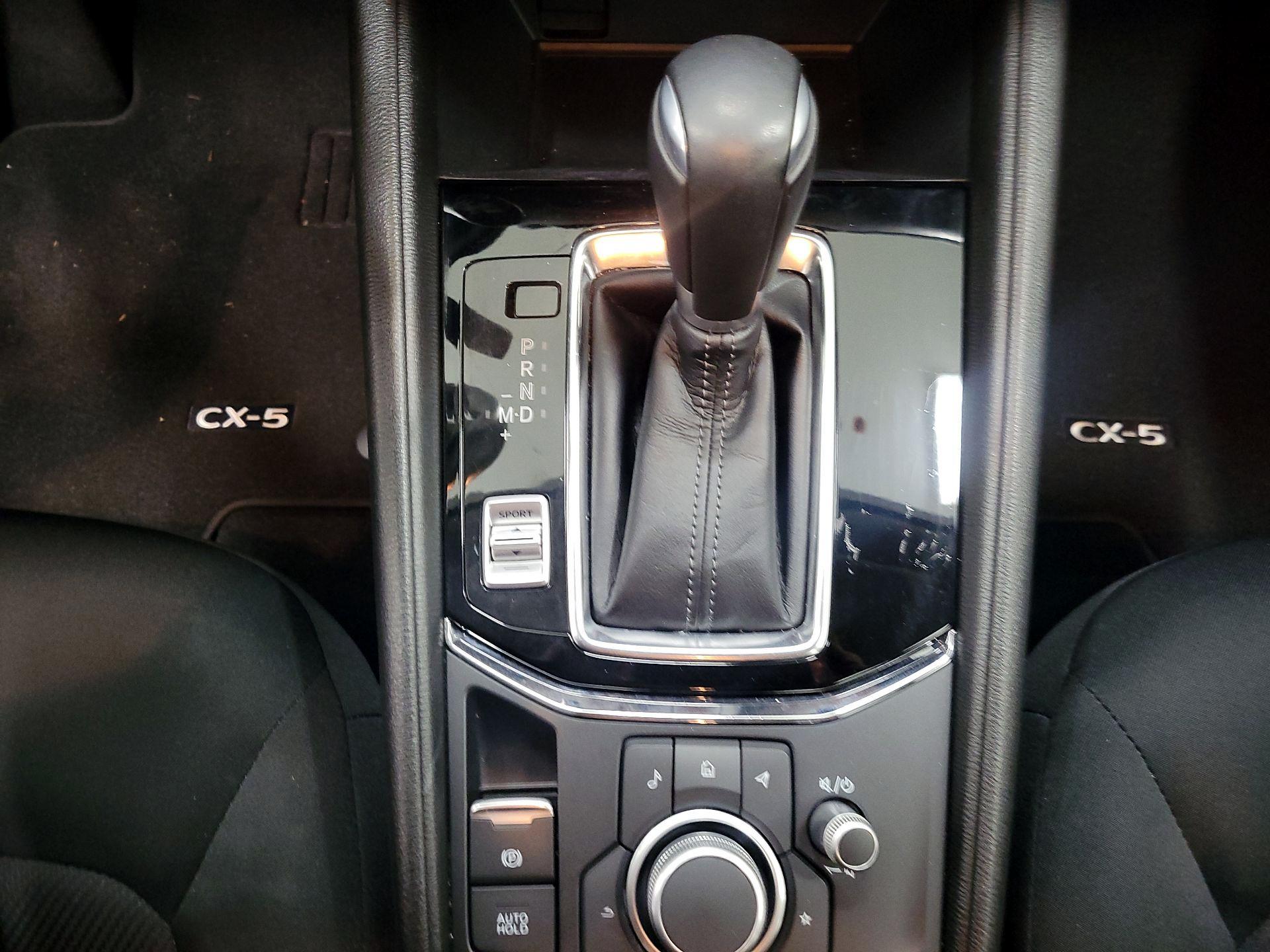 Thumbnail: 2022 Mazda CX-5 - 17