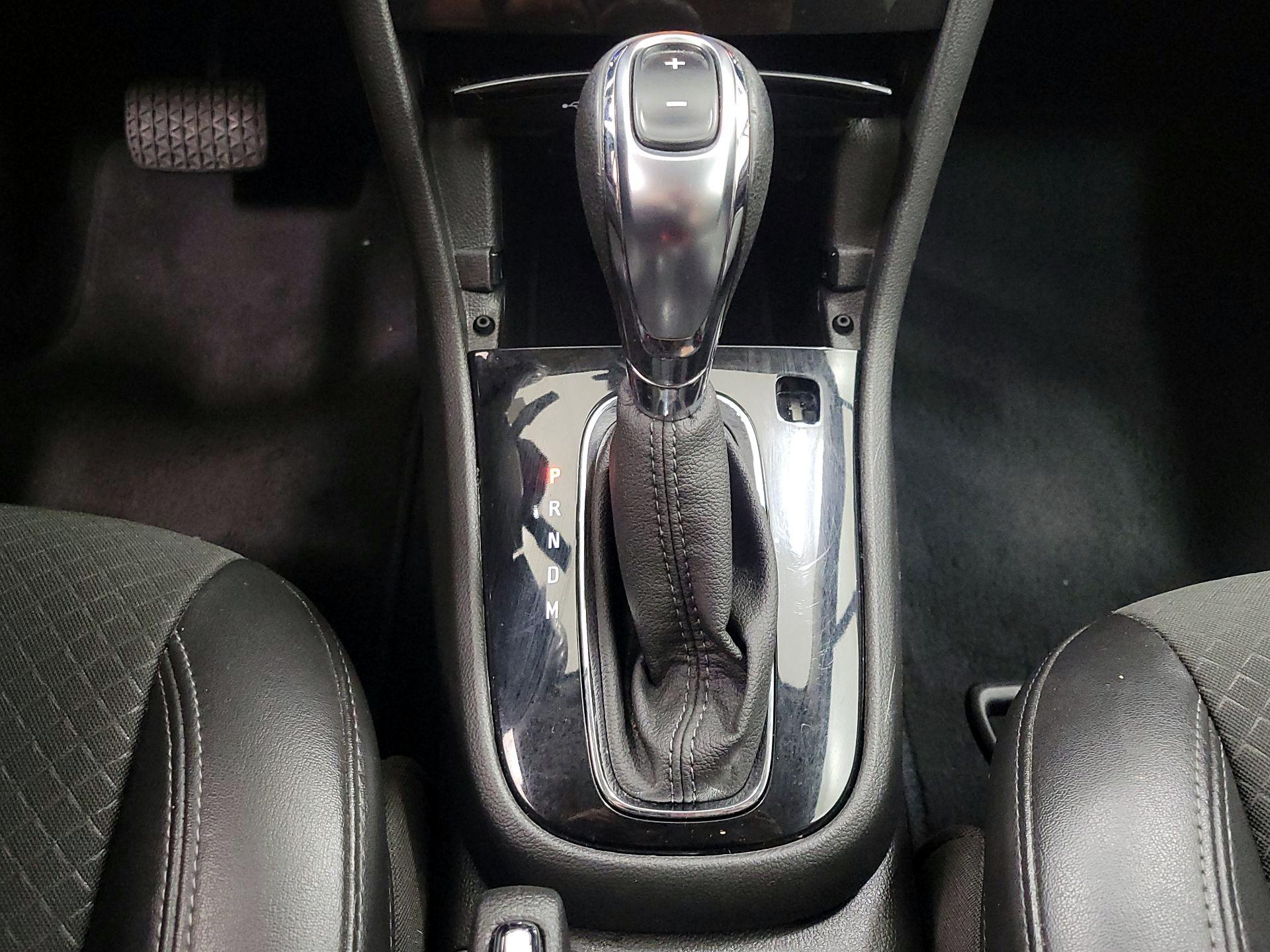 Thumbnail: 2018 Buick Encore - 17