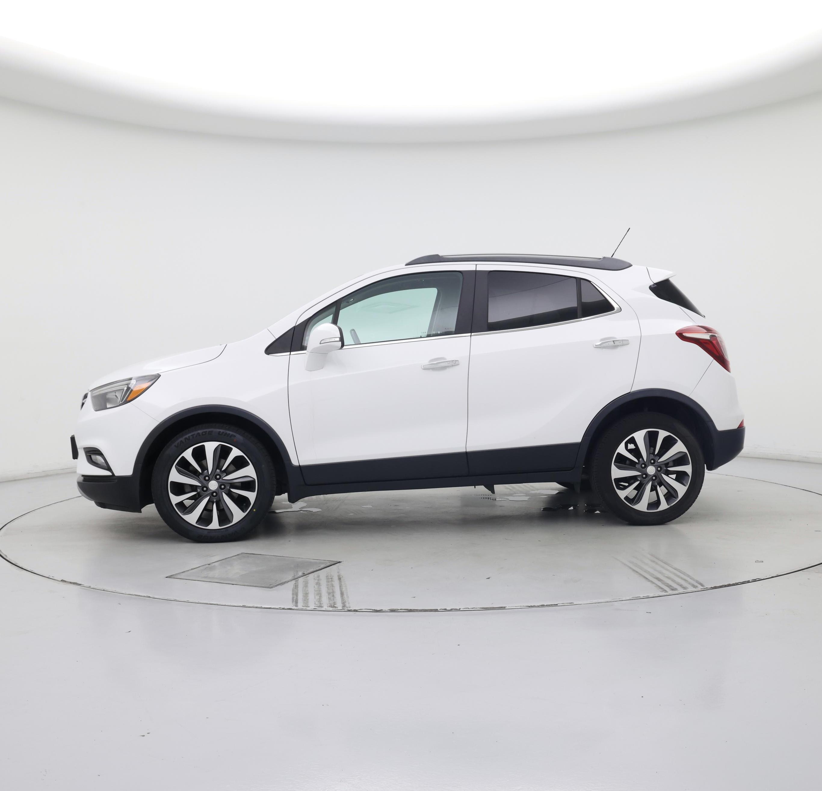 Thumbnail: 2018 Buick Encore - 3