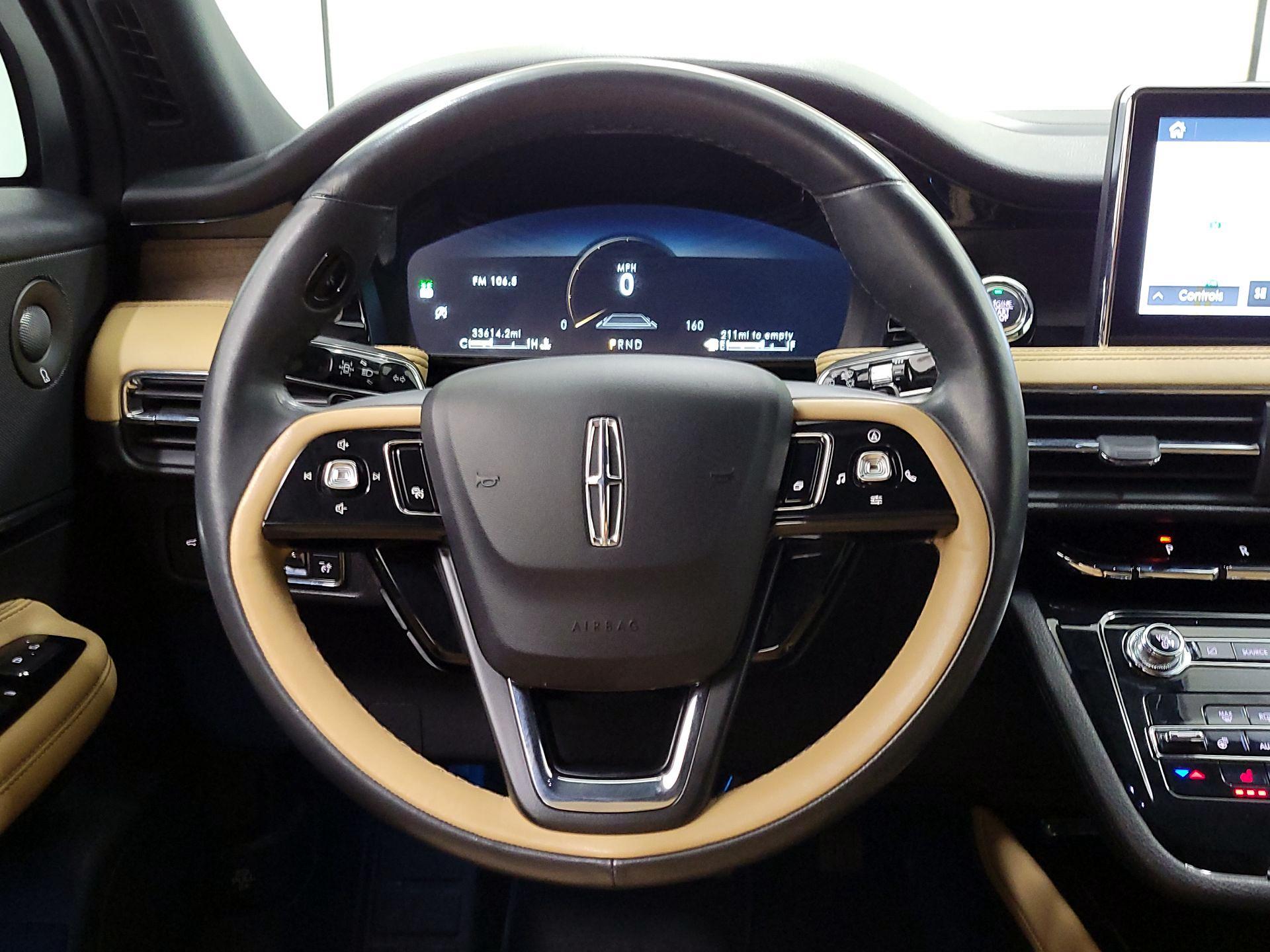 Thumbnail: 2021 Lincoln Corsair - 10