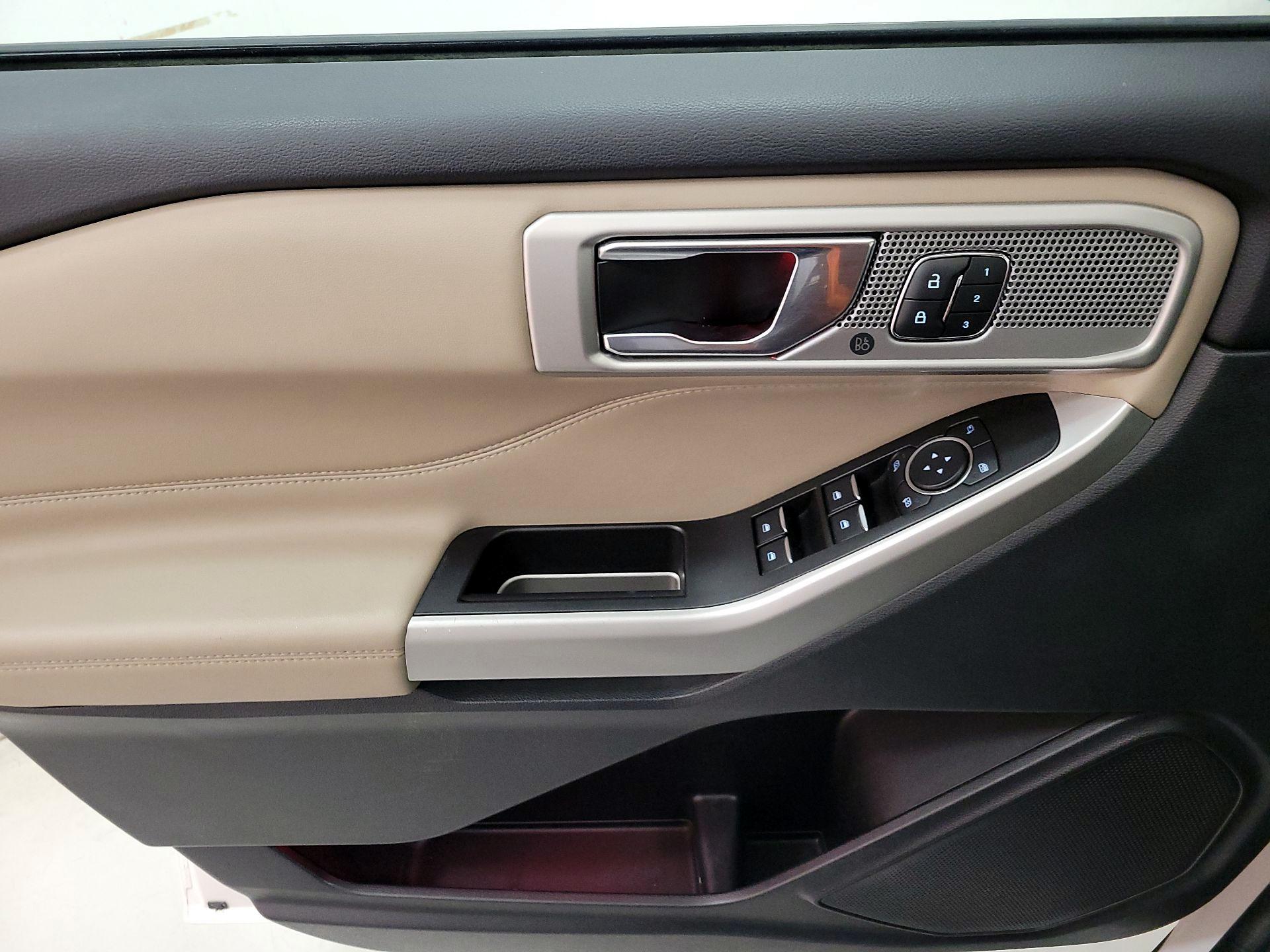 Thumbnail: 2022 Ford Explorer - 12