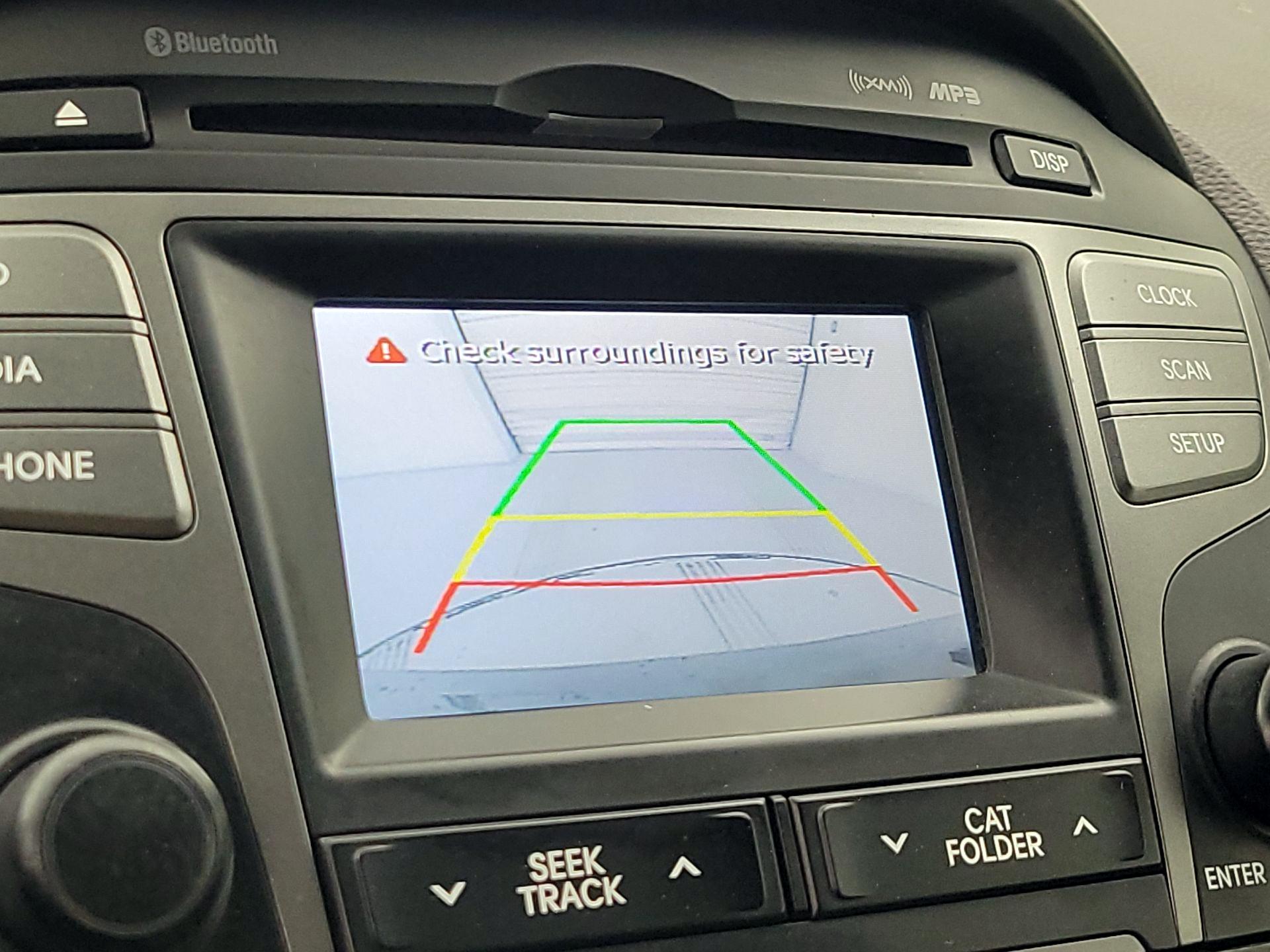 Thumbnail: 2014 Hyundai Tucson - 14