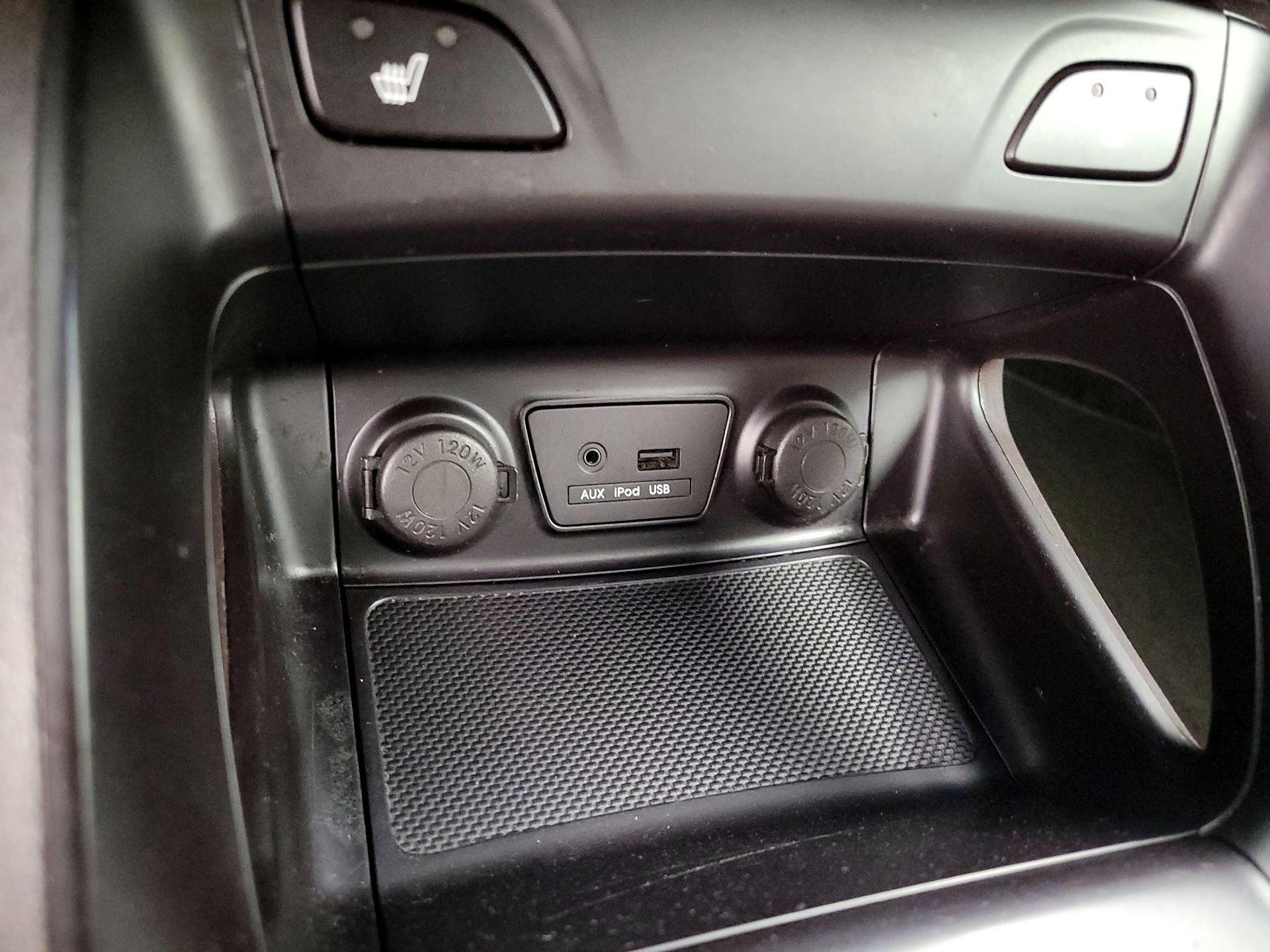 Thumbnail: 2014 Hyundai Tucson - 18