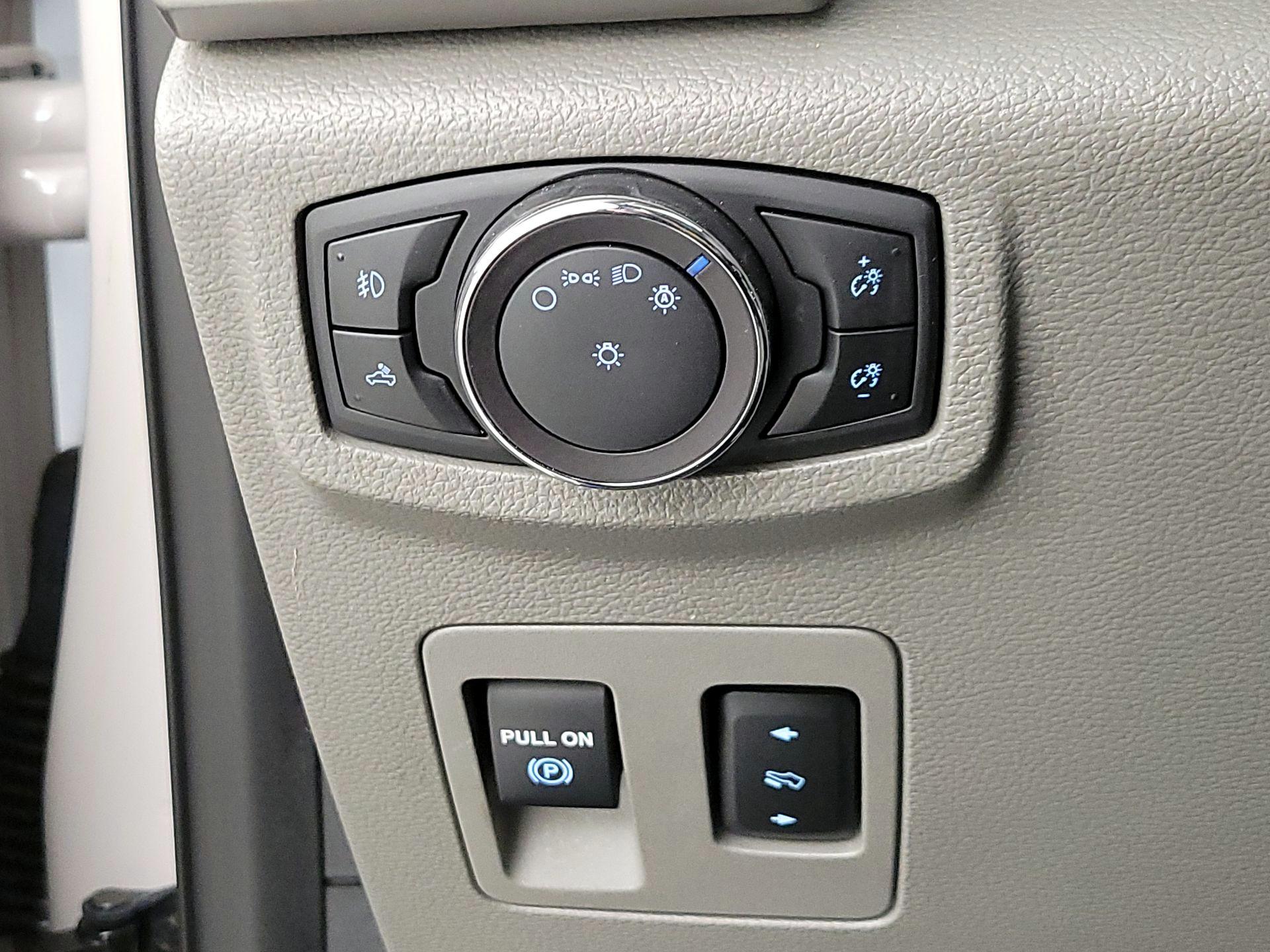 Thumbnail: 2019 Ford F-150 - 13