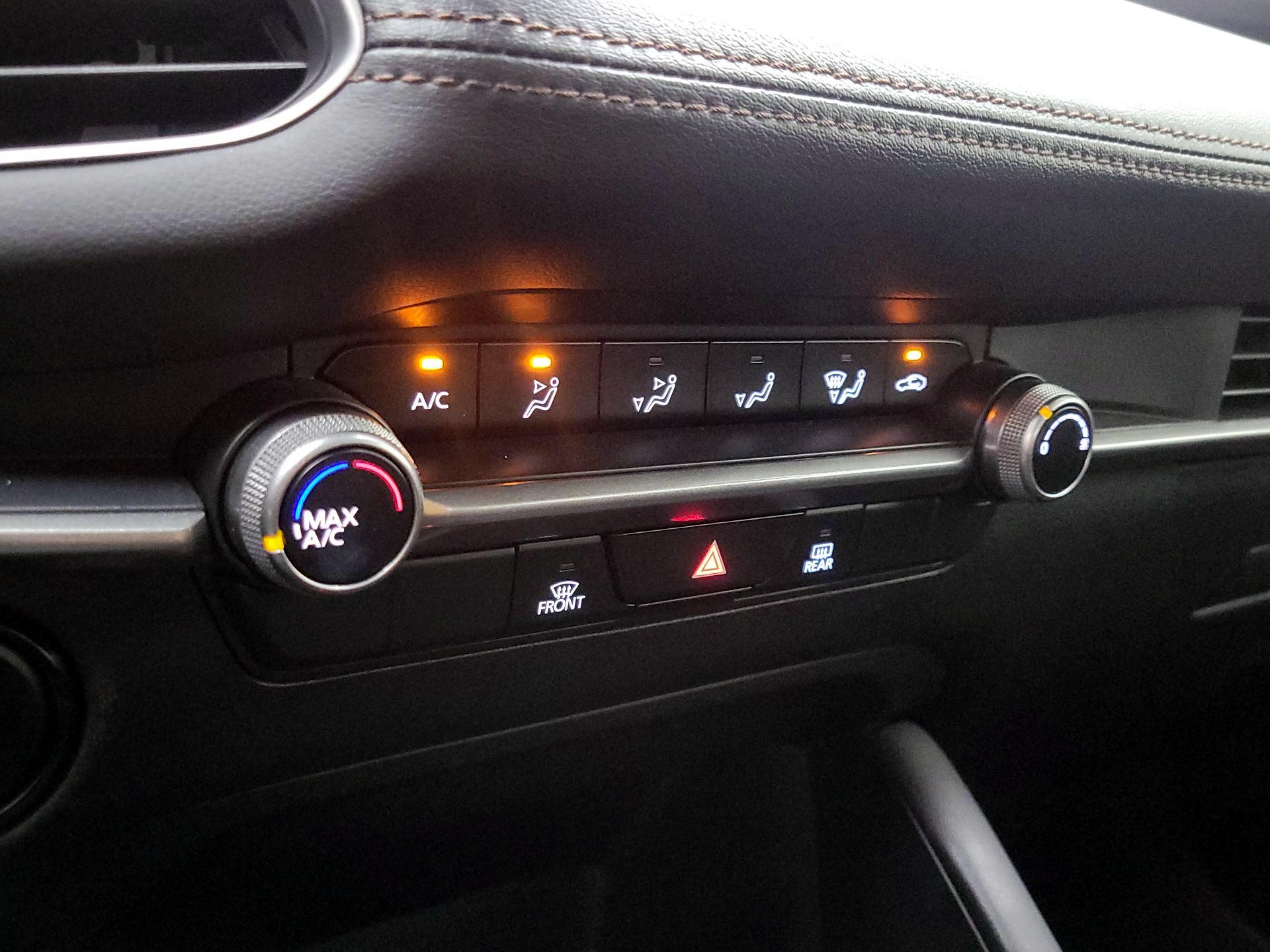 Thumbnail: 2024 Mazda Mazda3 - 16