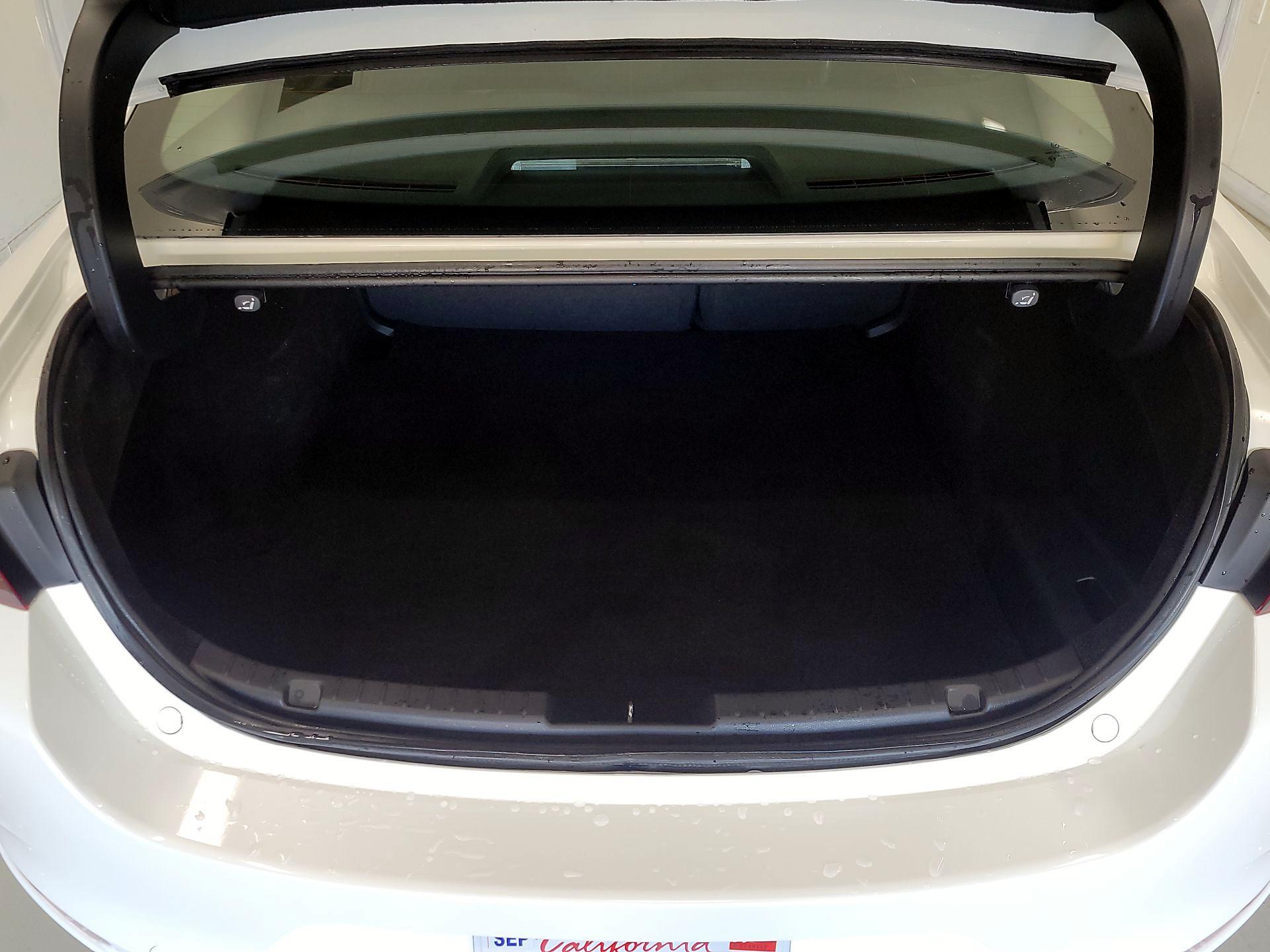 Thumbnail: 2024 Mazda Mazda3 - 20