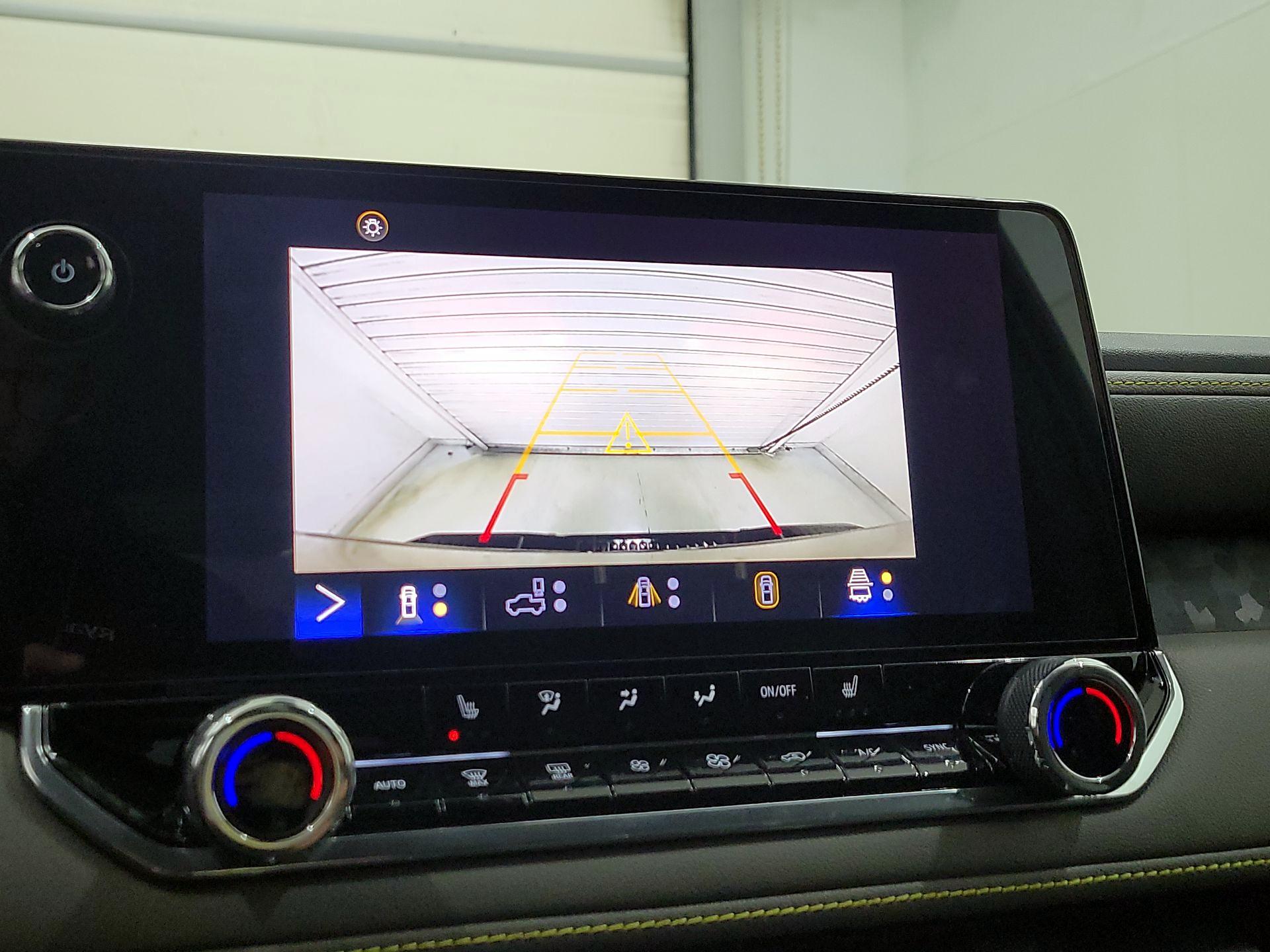 Thumbnail: 2024 Chevrolet Colorado - 14