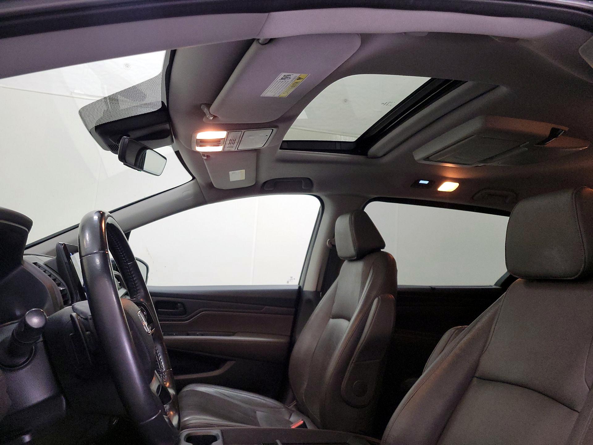 Thumbnail: 2018 Honda Odyssey - 20