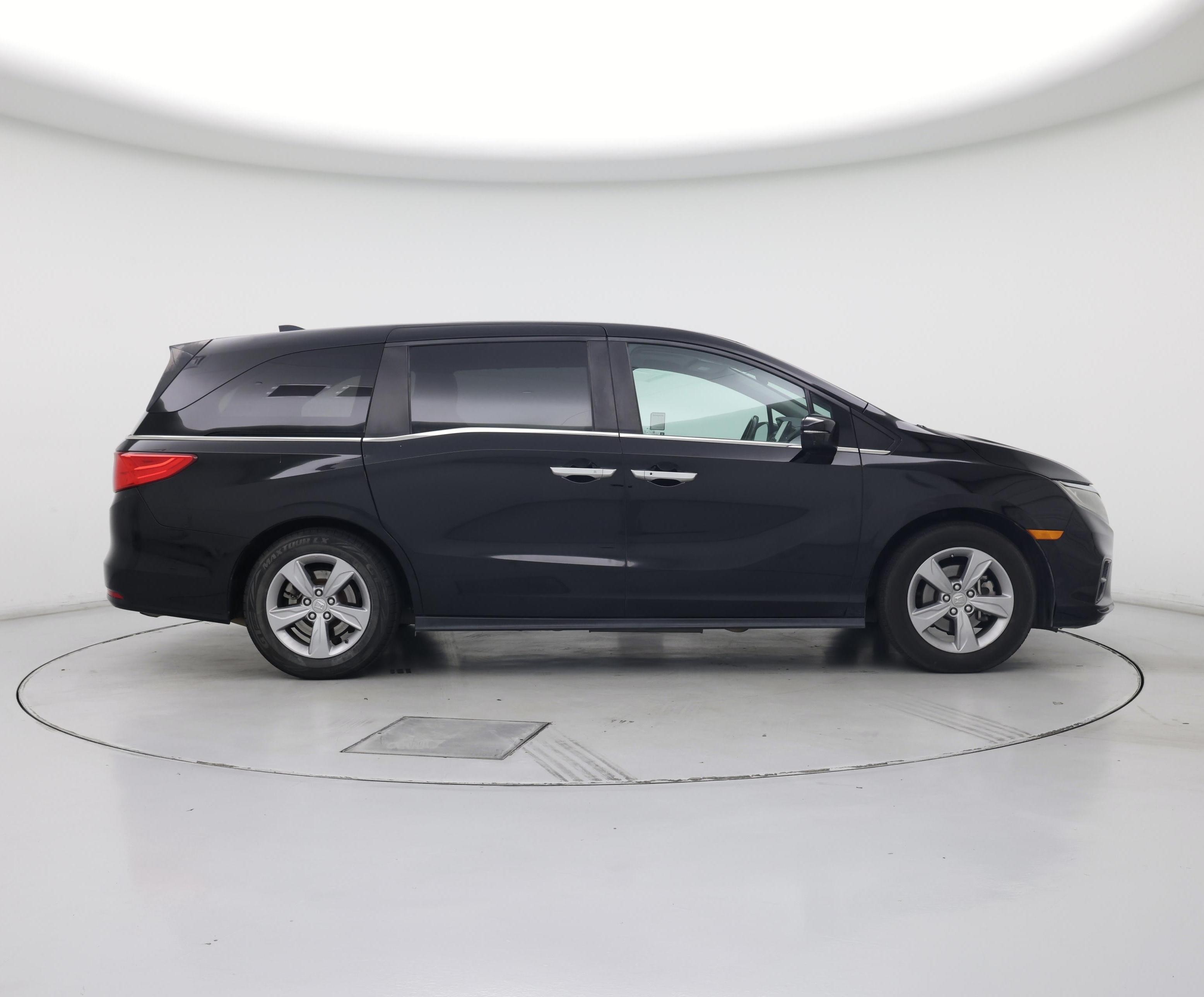 Thumbnail: 2018 Honda Odyssey - 7