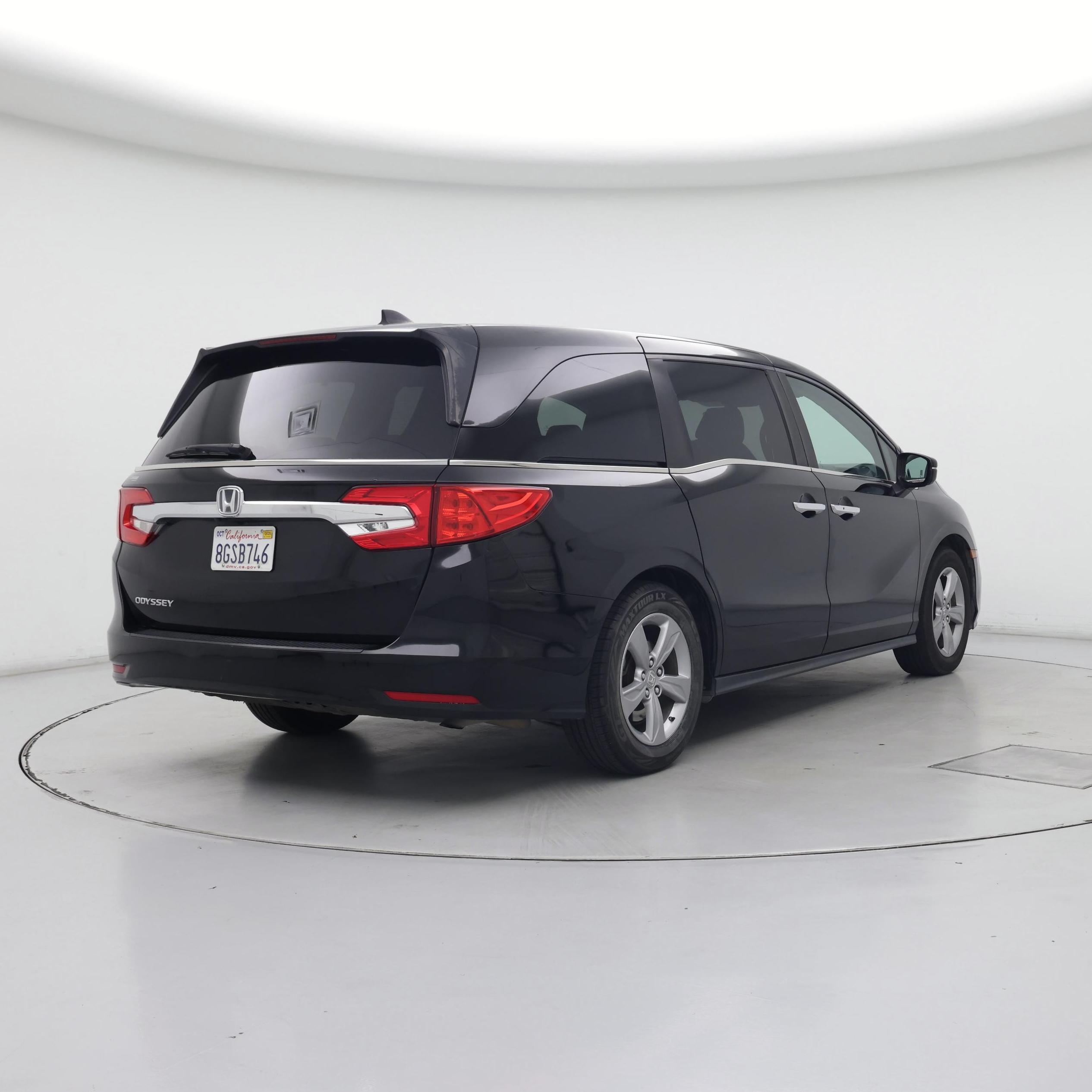 Thumbnail: 2018 Honda Odyssey - 8