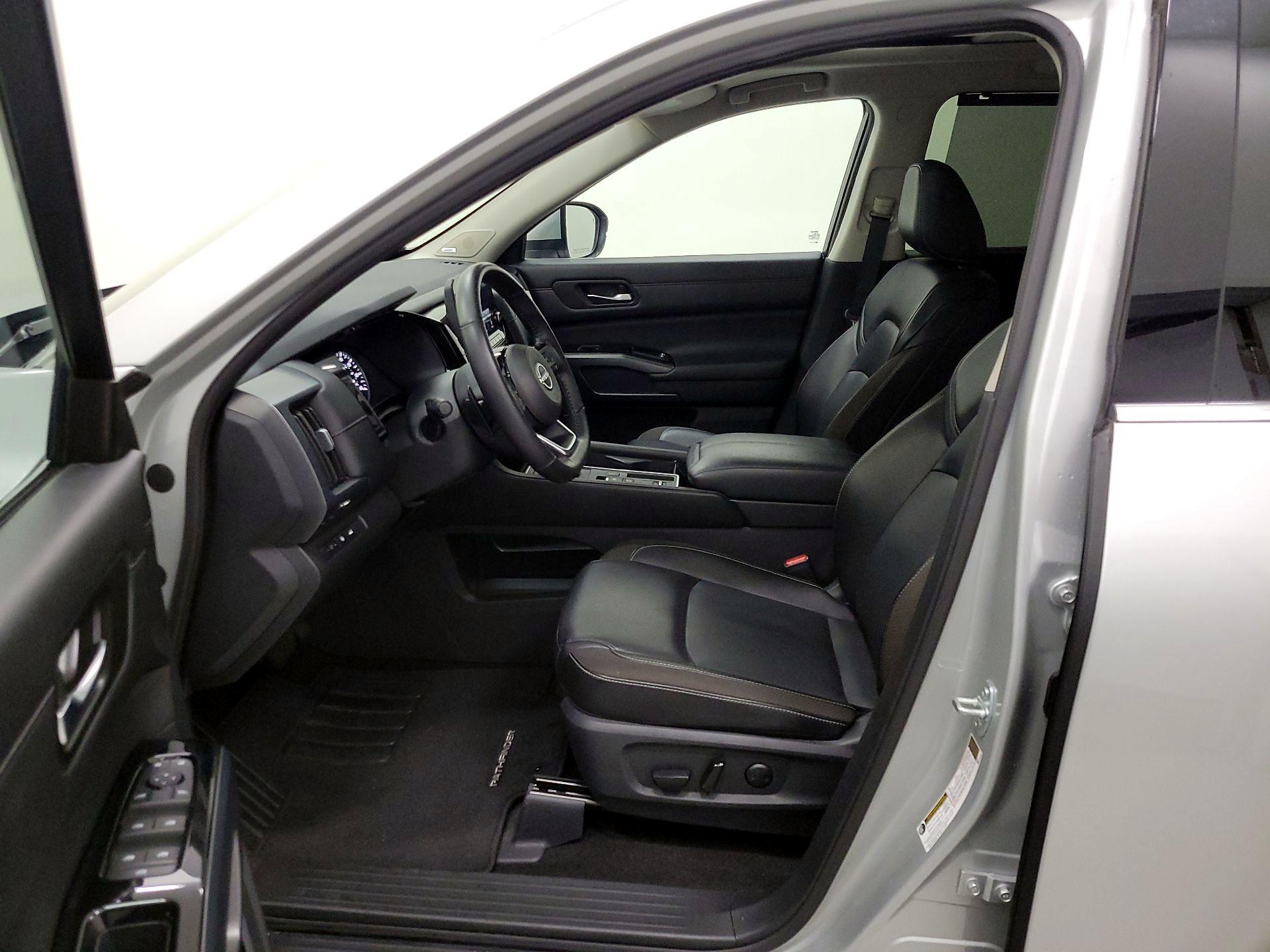 Thumbnail: 2024 Nissan Pathfinder - 11