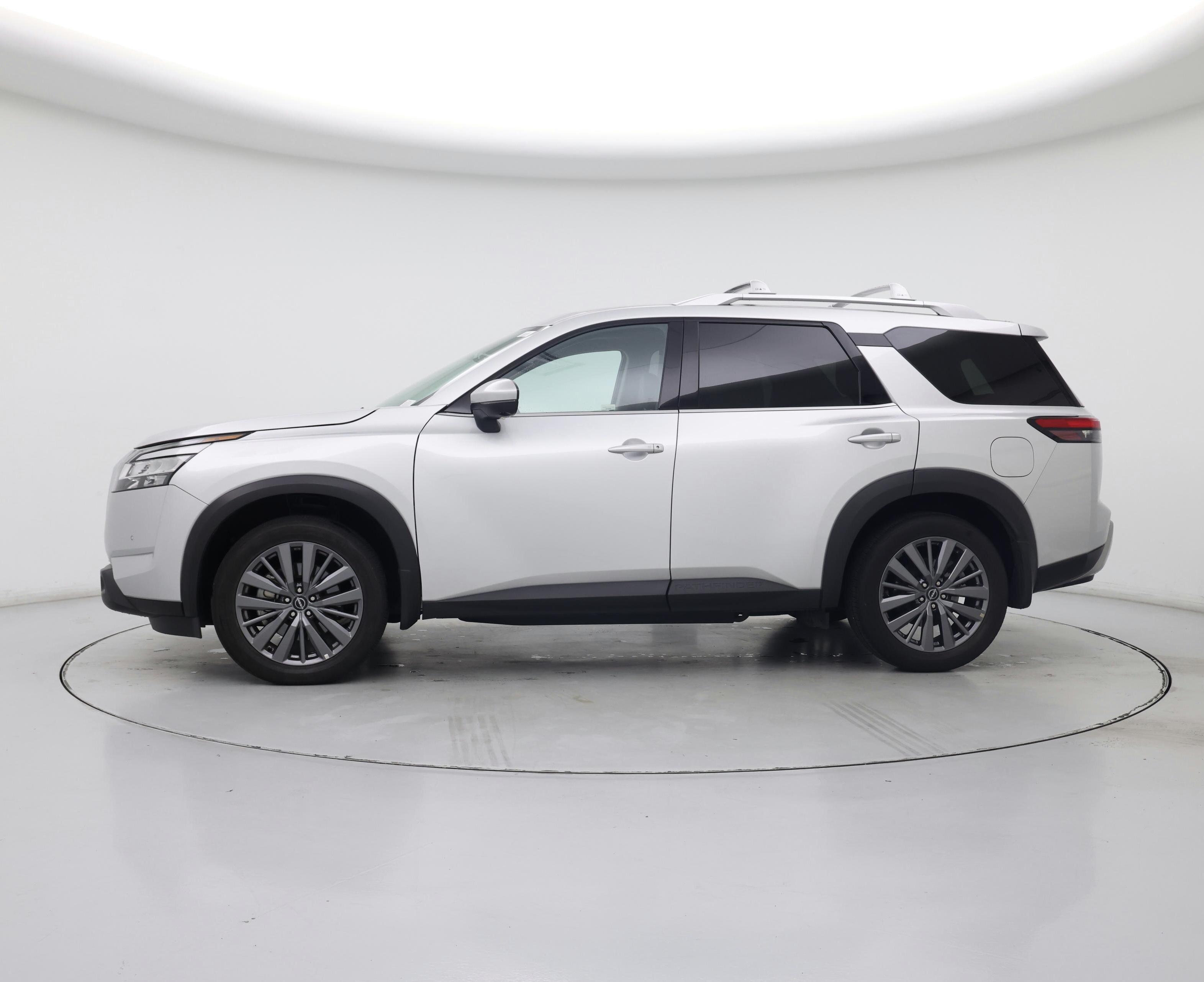 Thumbnail: 2024 Nissan Pathfinder - 3