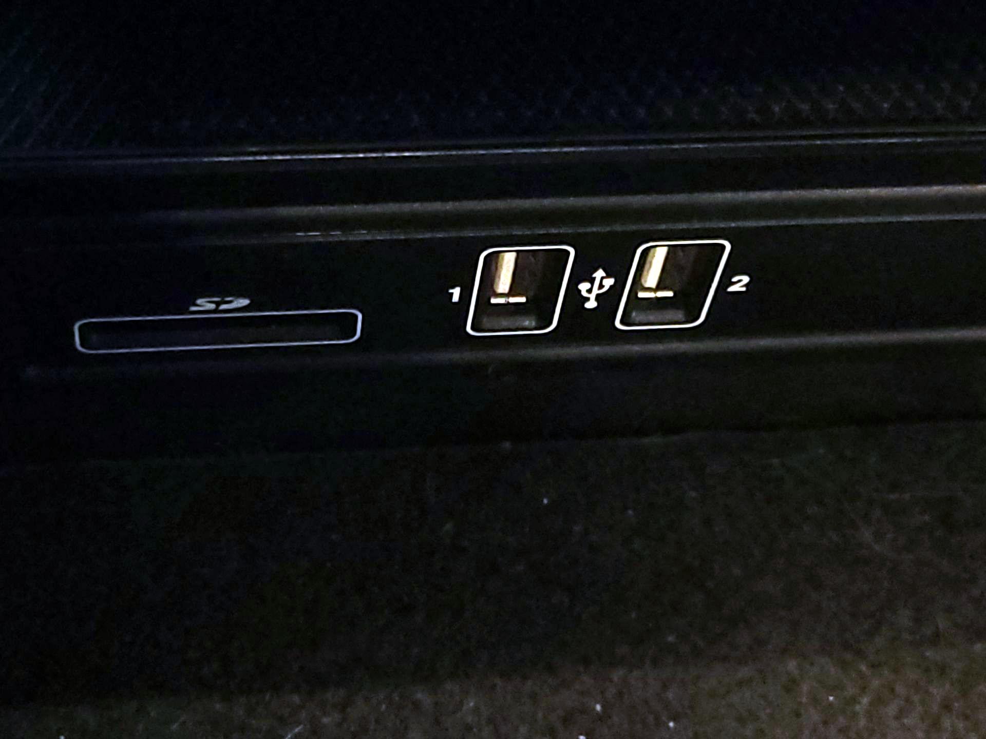 Thumbnail: 2019 Mercedes-Benz C-Class - 18