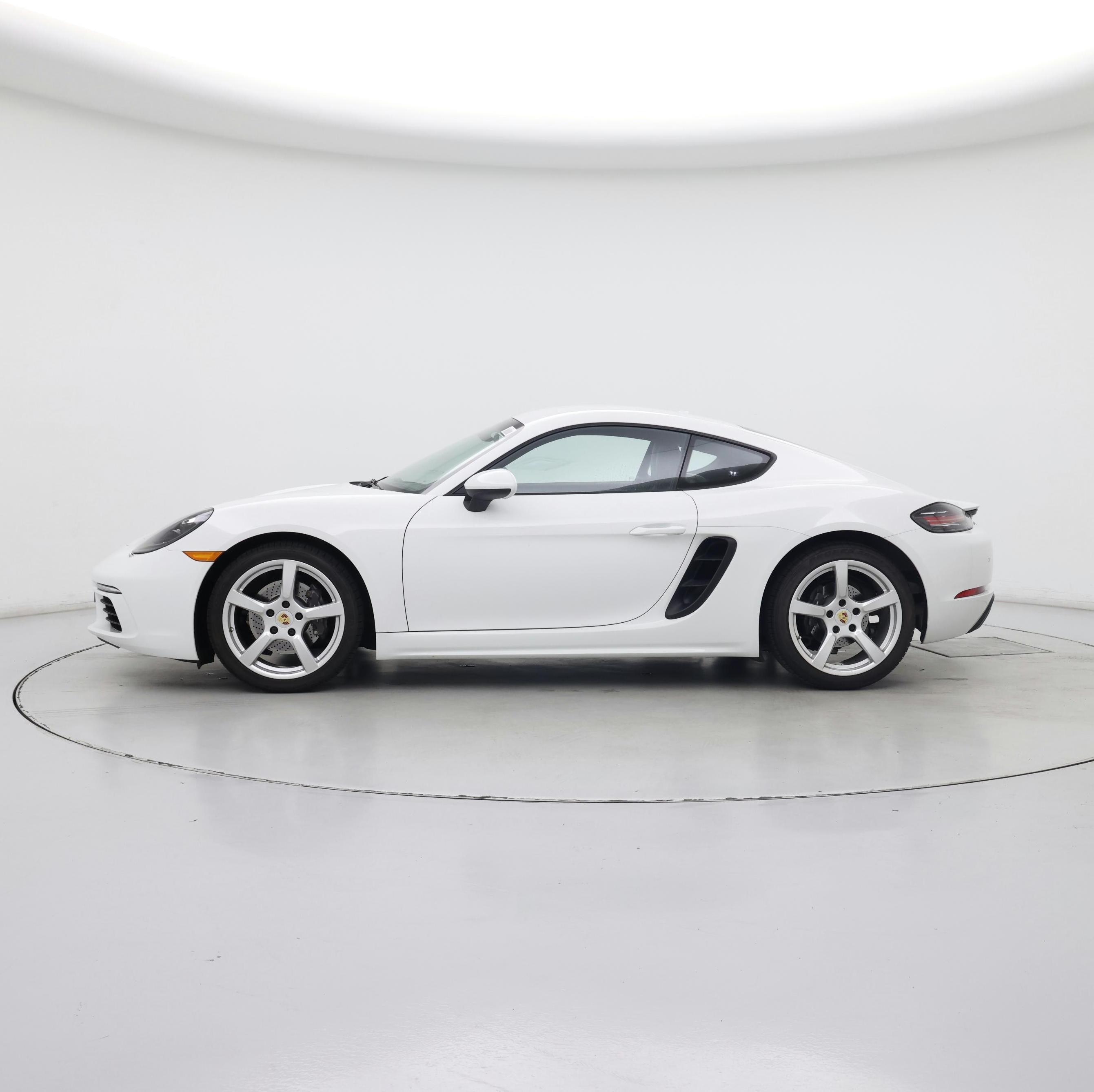 Thumbnail: 2017 Porsche 718 Cayman - 3