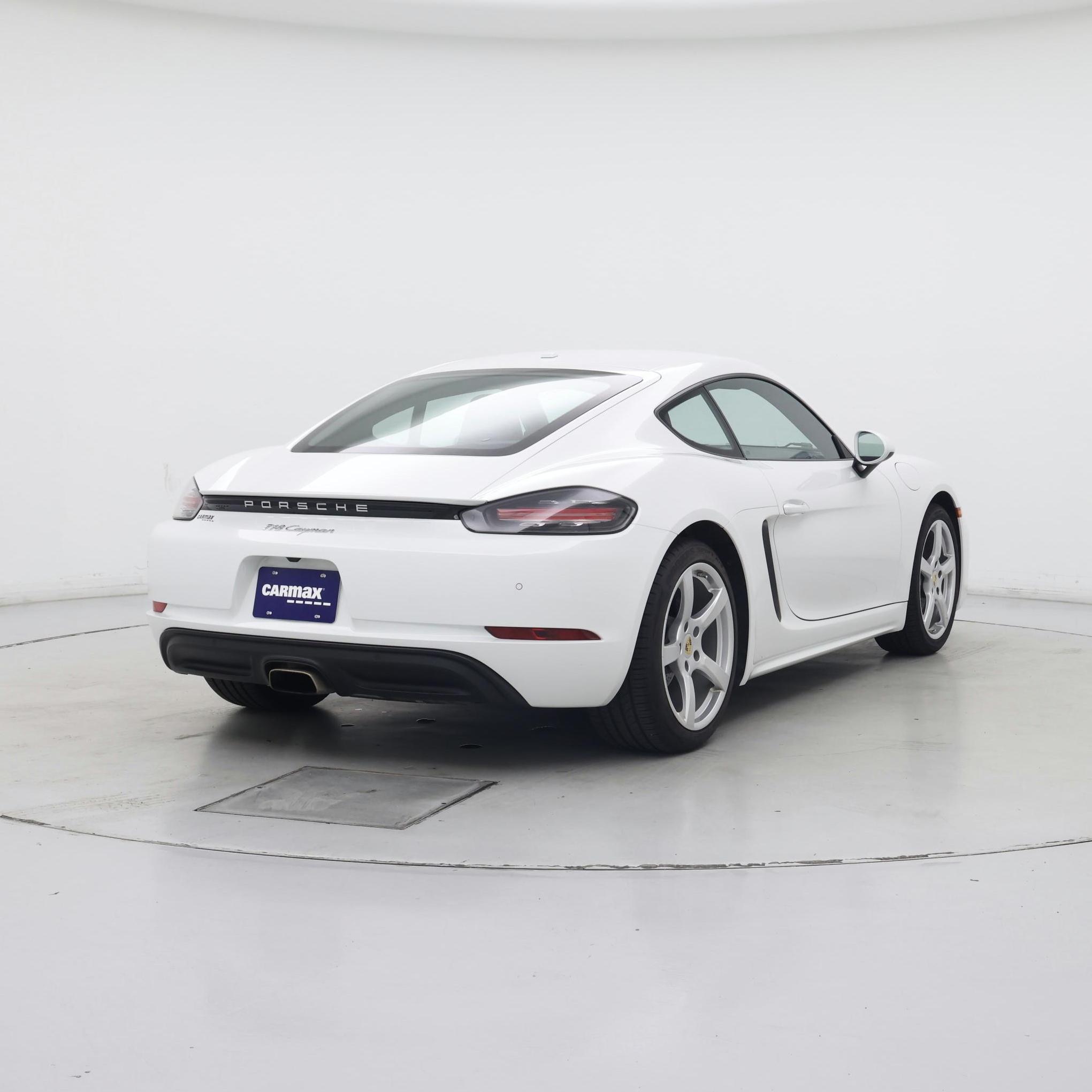 Thumbnail: 2017 Porsche 718 Cayman - 8