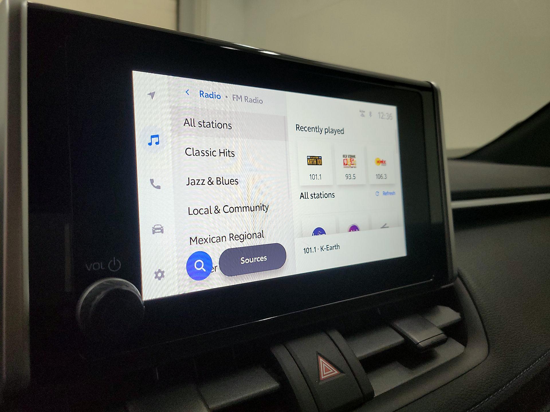 Thumbnail: 2025 Toyota RAV4 - 15