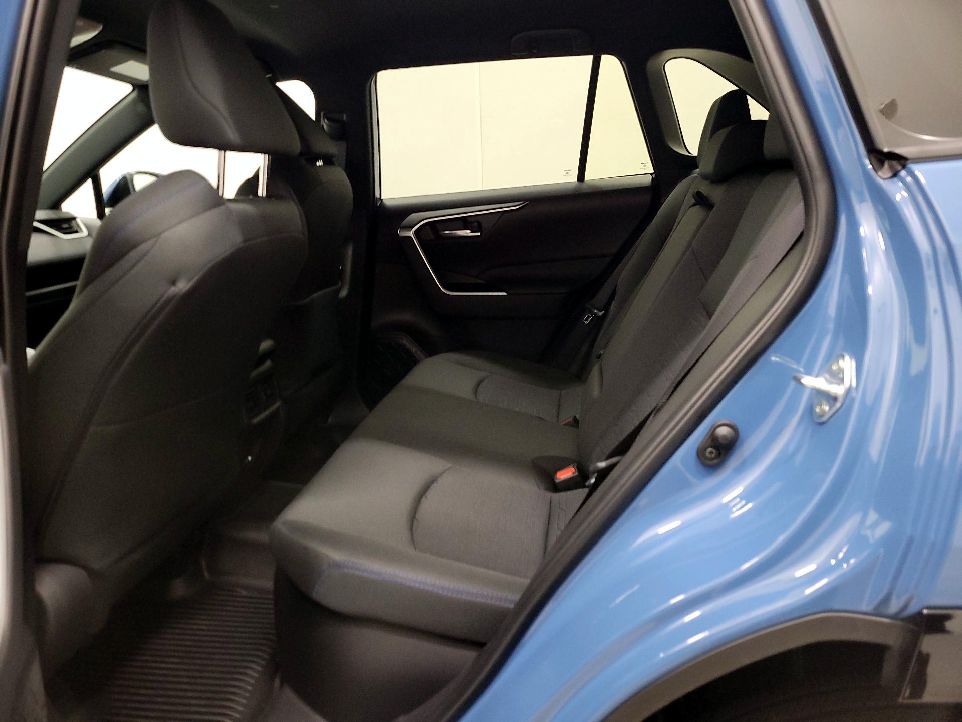 Thumbnail: 2025 Toyota RAV4 - 19