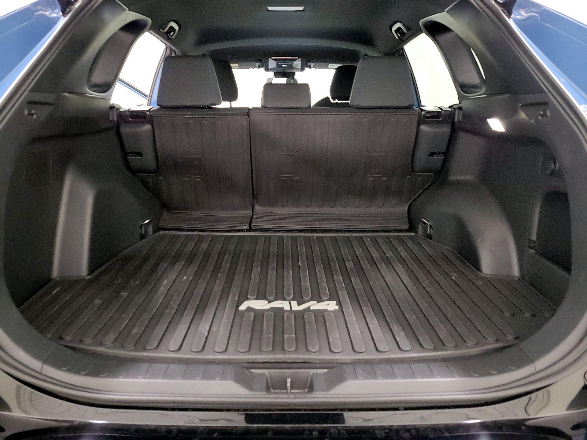 Thumbnail: 2025 Toyota RAV4 - 20