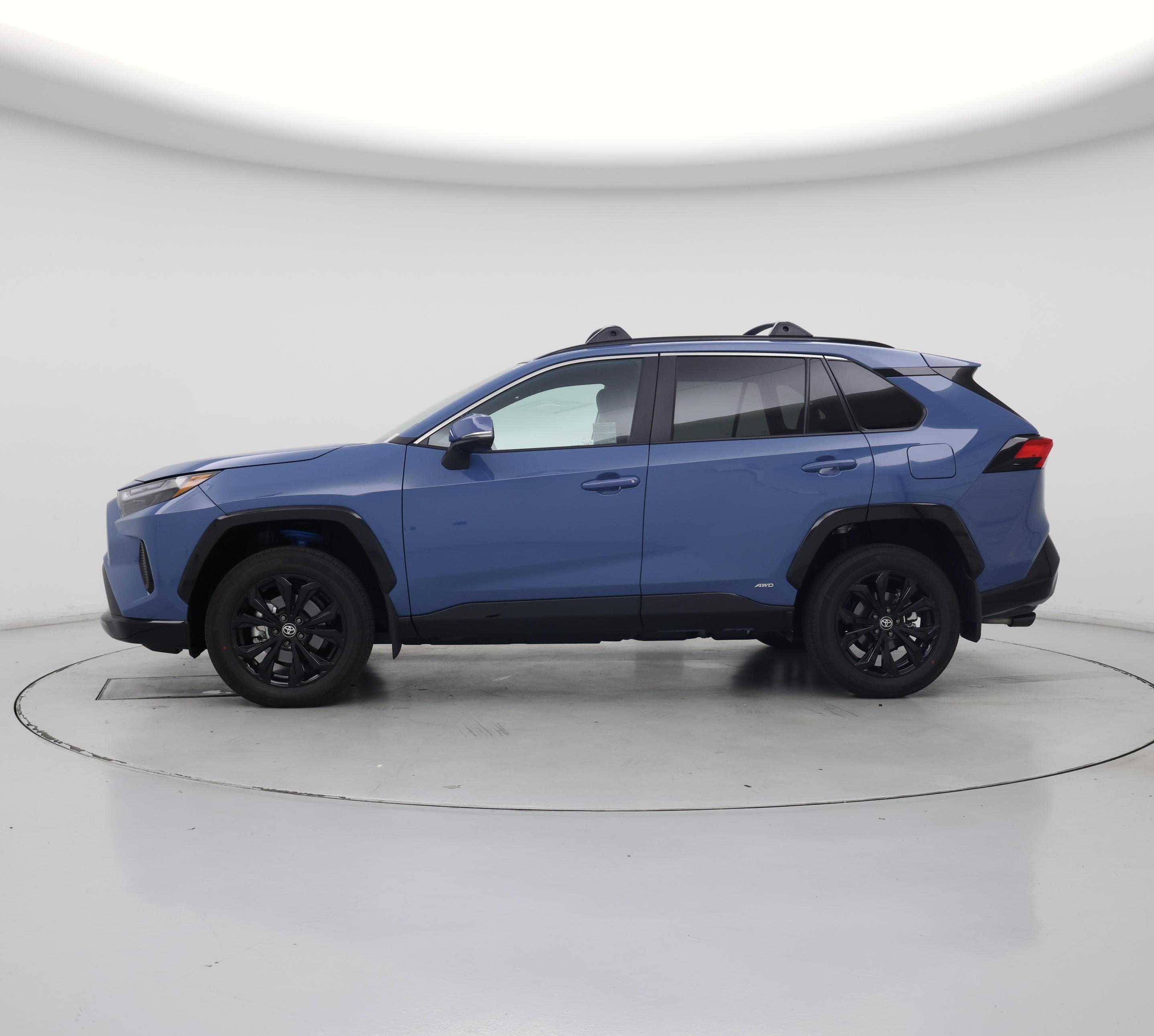 Thumbnail: 2025 Toyota RAV4 - 3