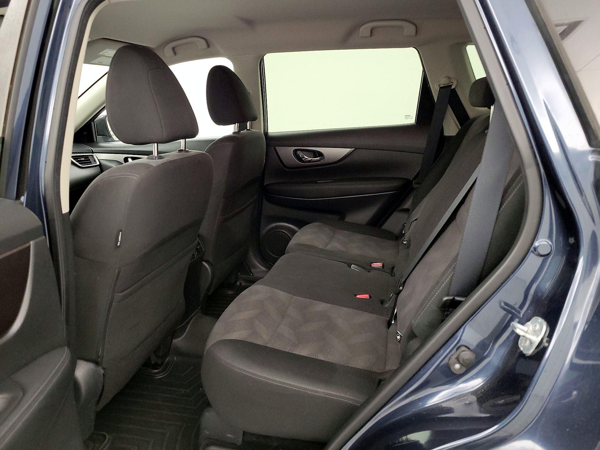 Thumbnail: 2016 Nissan Rogue - 20