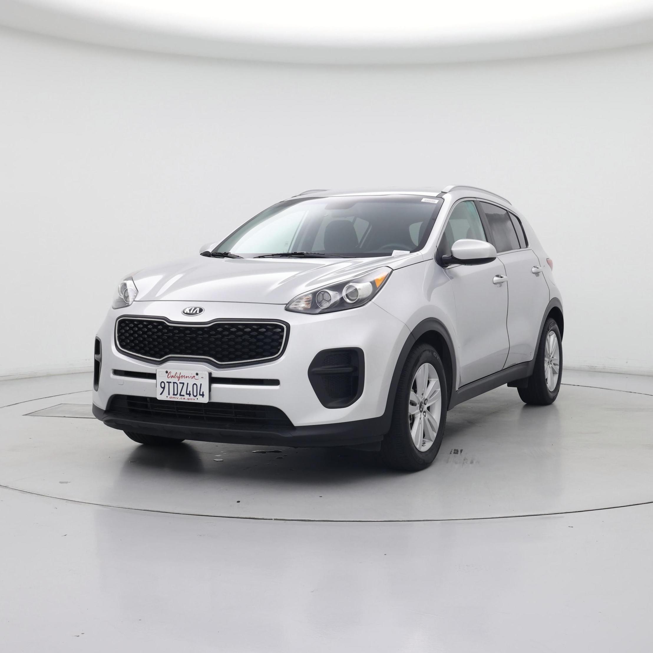 Thumbnail: 2017 Kia Sportage - 4