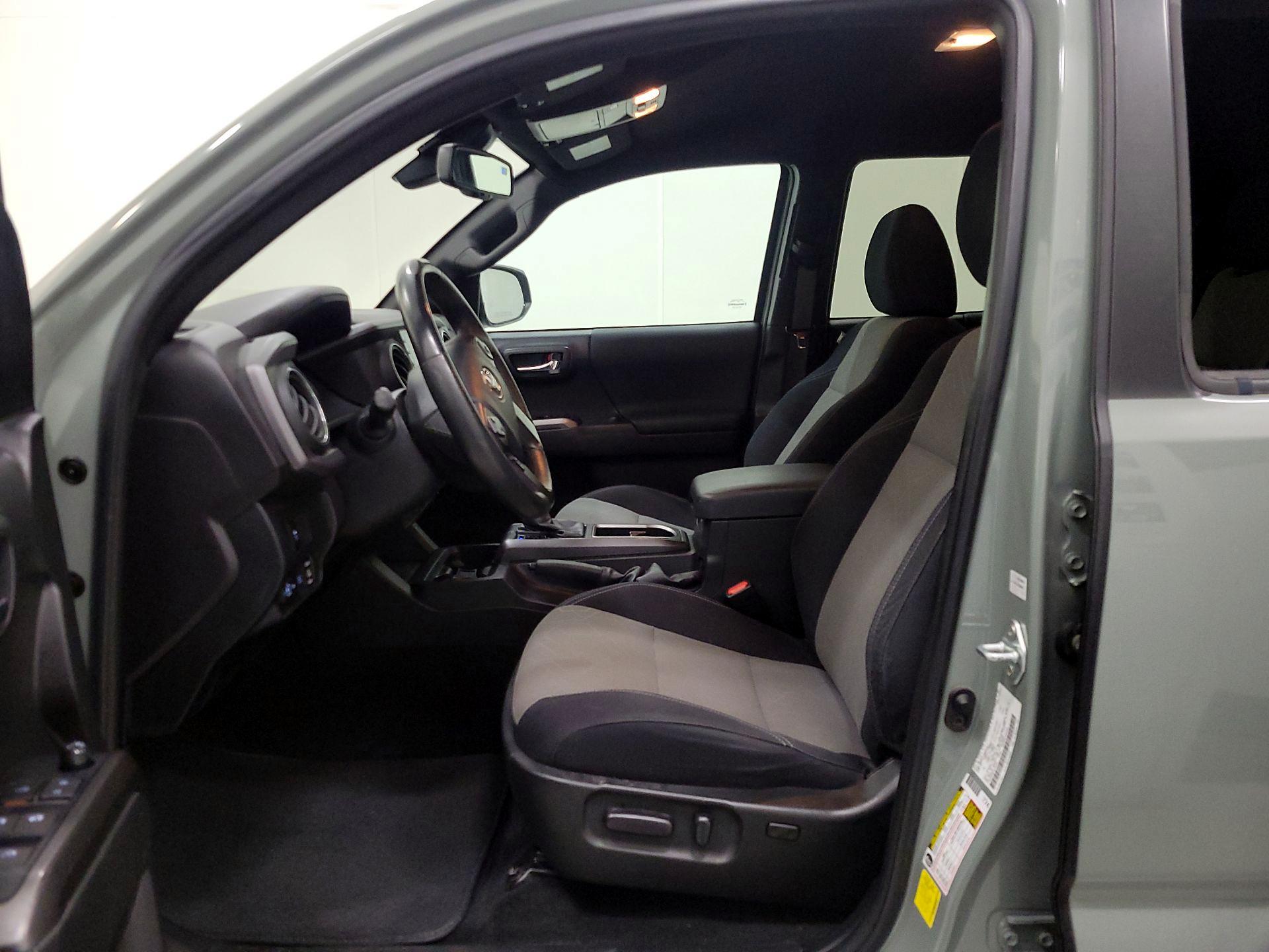 Thumbnail: 2023 Toyota Tacoma - 11