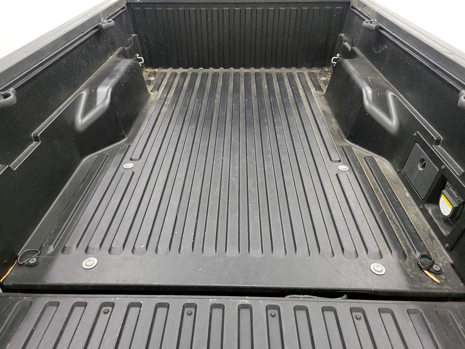 Thumbnail: 2023 Toyota Tacoma - 20