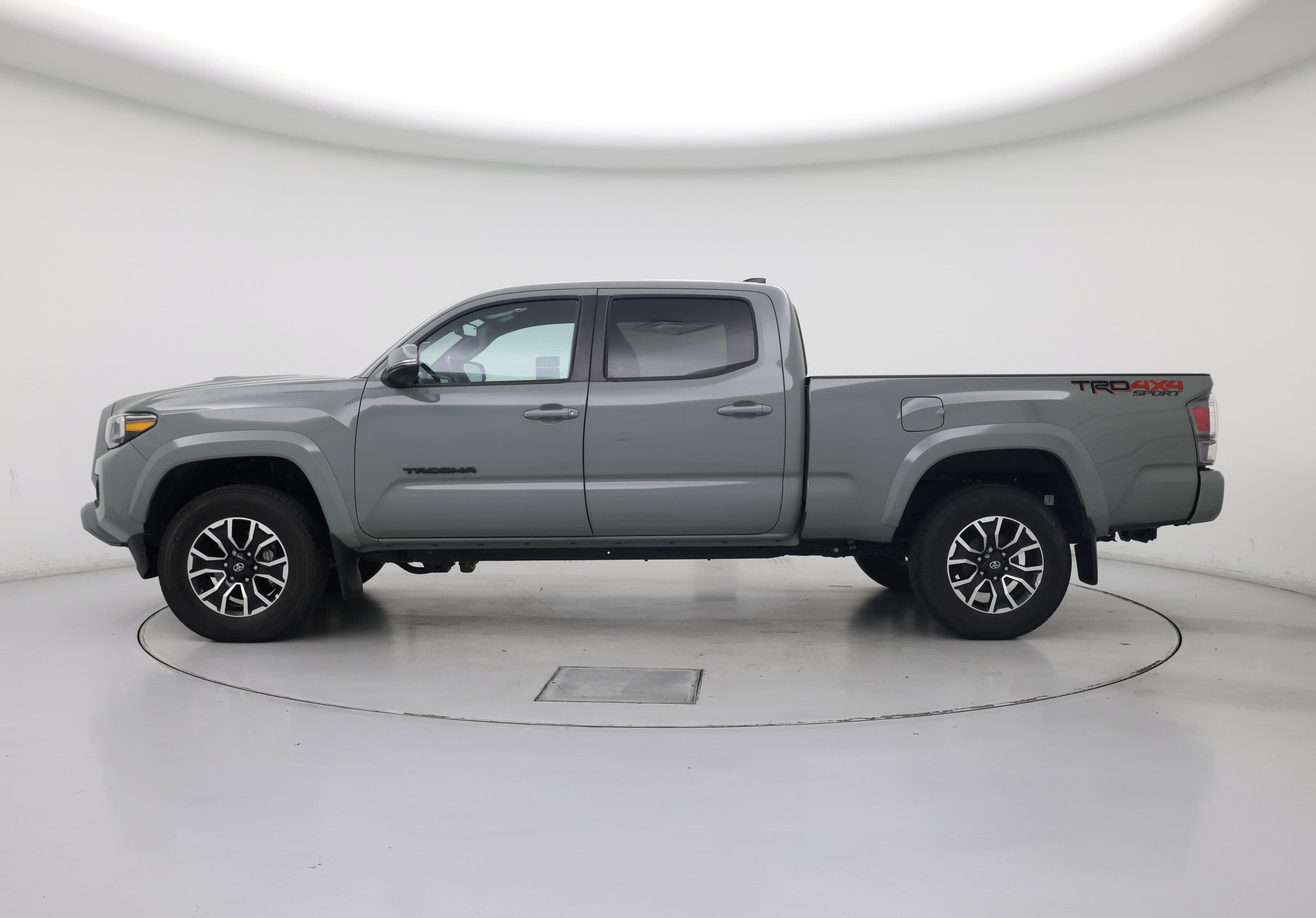 Thumbnail: 2023 Toyota Tacoma - 3
