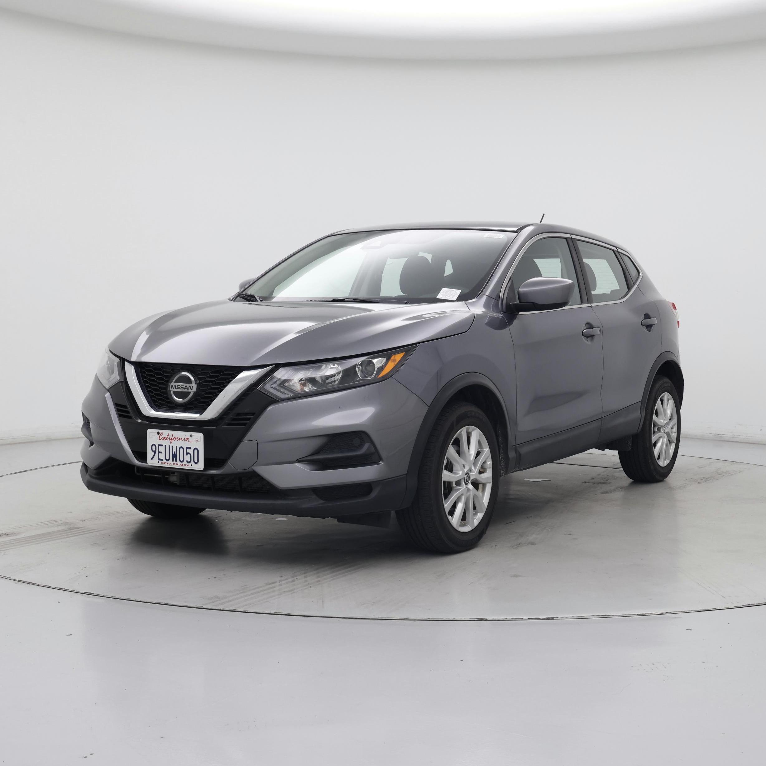 Thumbnail: 2021 Nissan Rogue Sport - 4