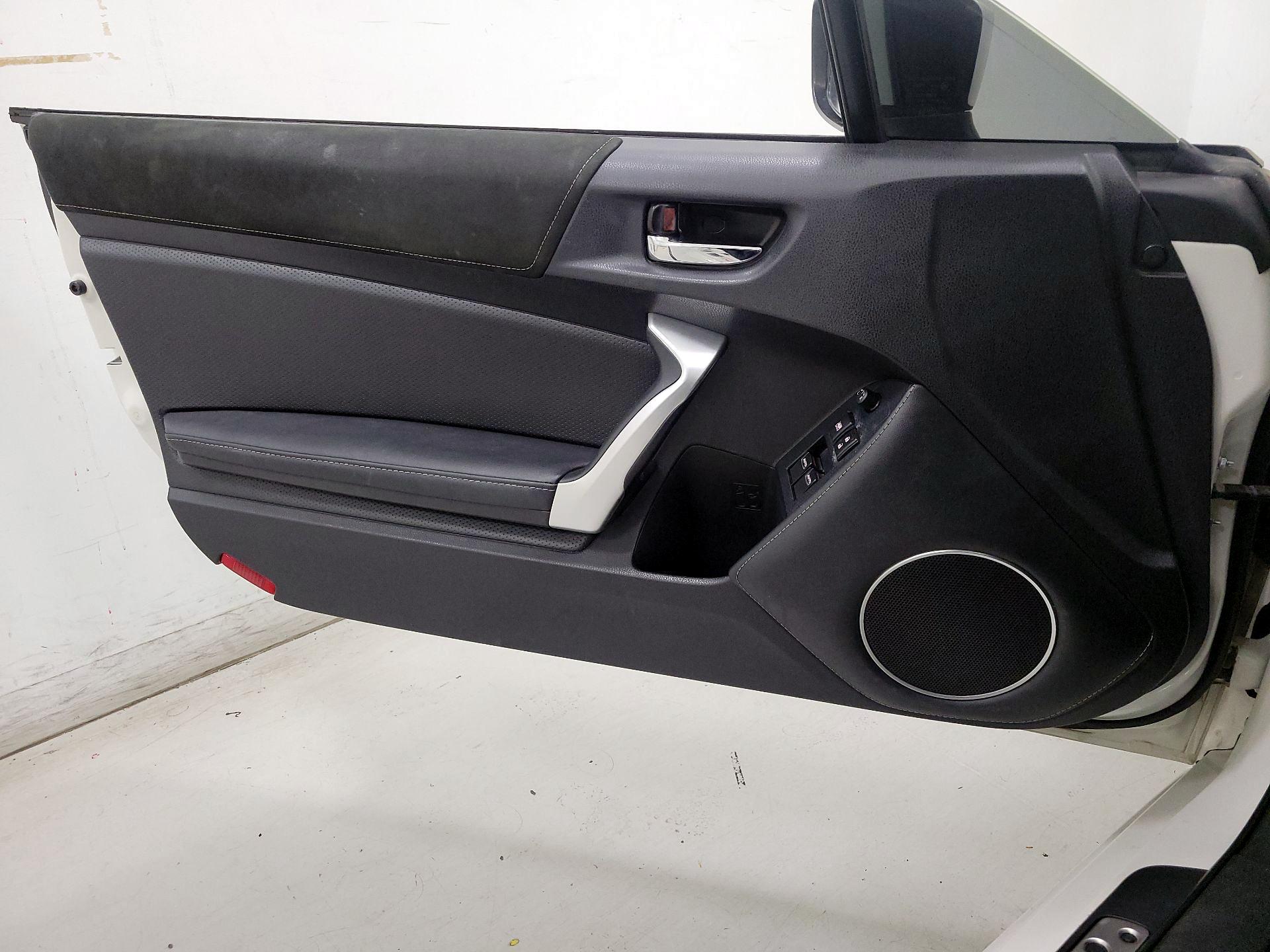 Thumbnail: 2017 Toyota 86 - 12