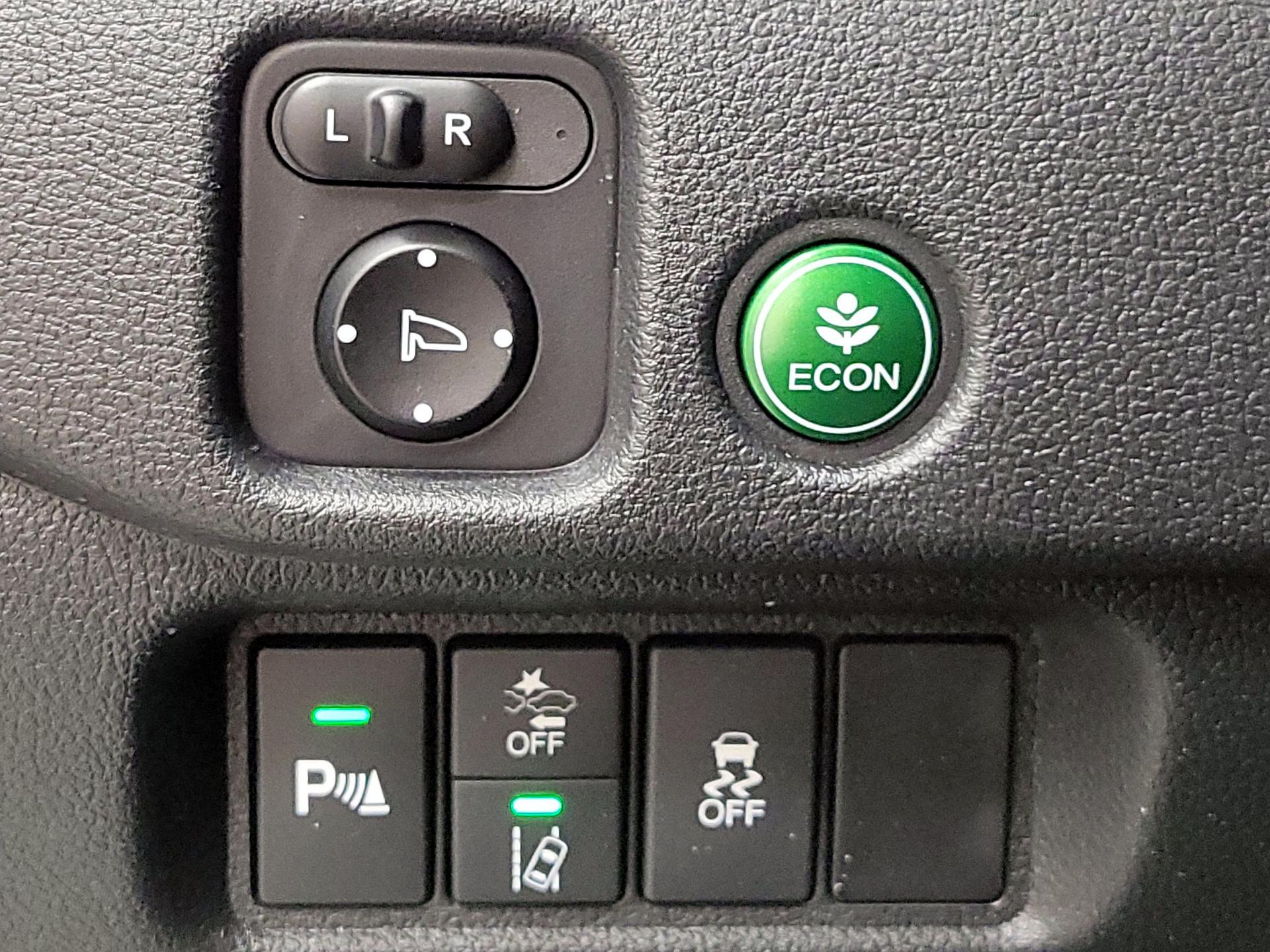 Thumbnail: 2020 Honda Pilot - 13