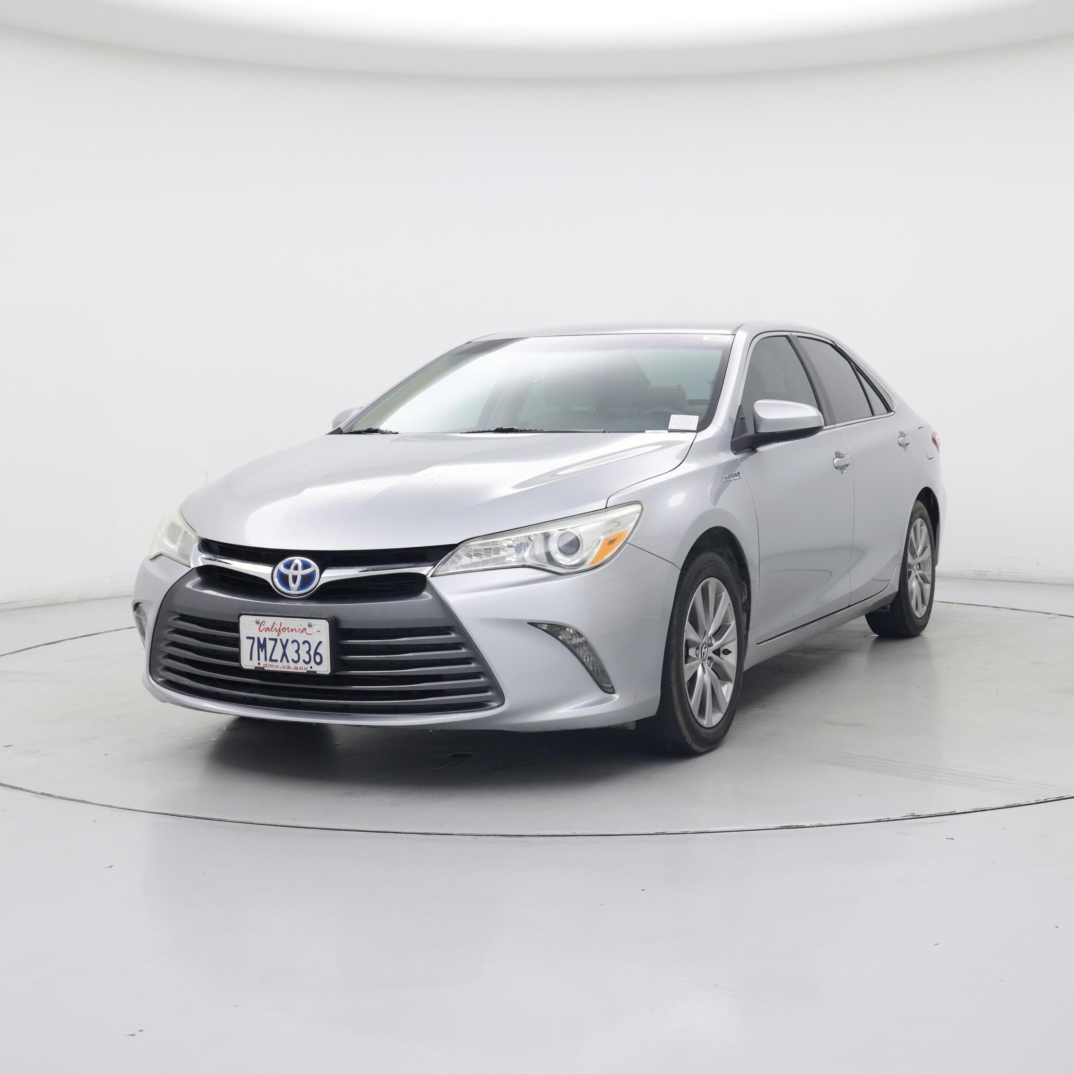 Thumbnail: 2015 Toyota Camry - 4