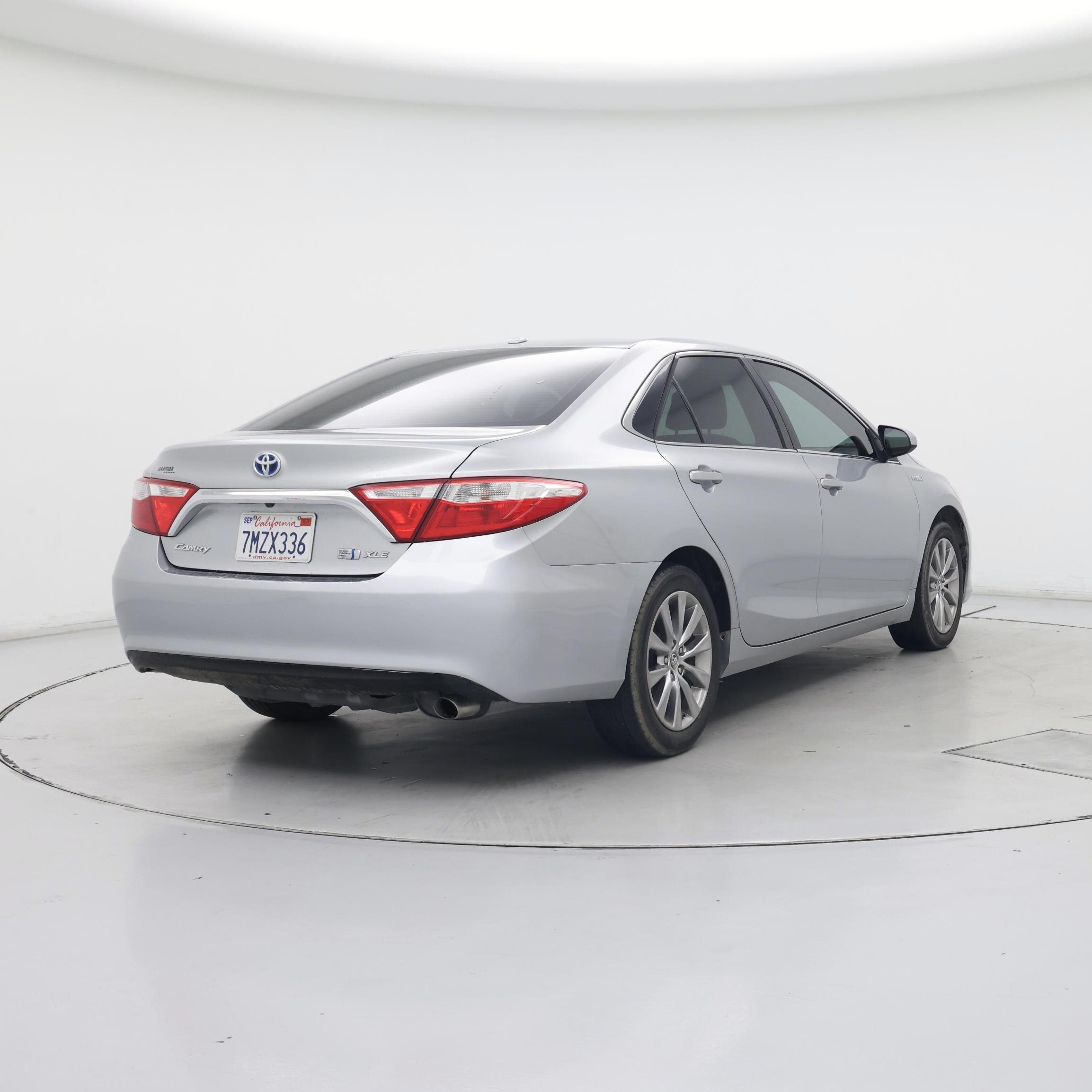 Thumbnail: 2015 Toyota Camry - 8