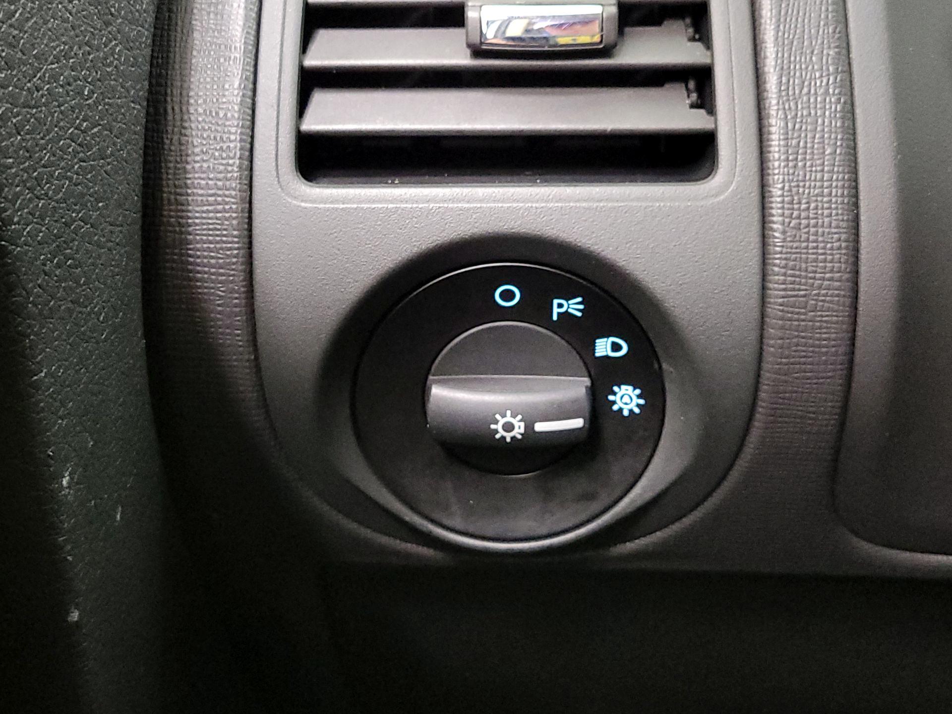 Thumbnail: 2019 Ford Flex - 13