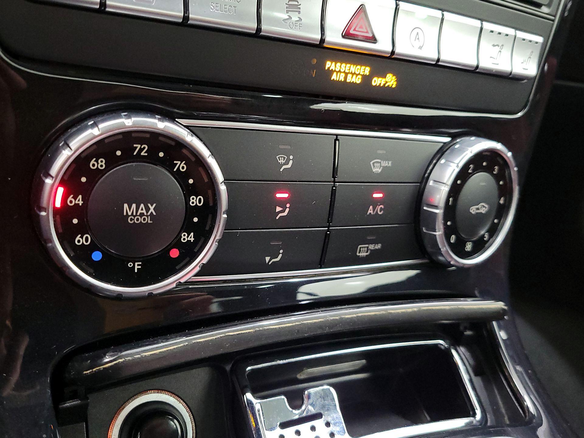 Thumbnail: 2017 Mercedes-Benz SLC - 16