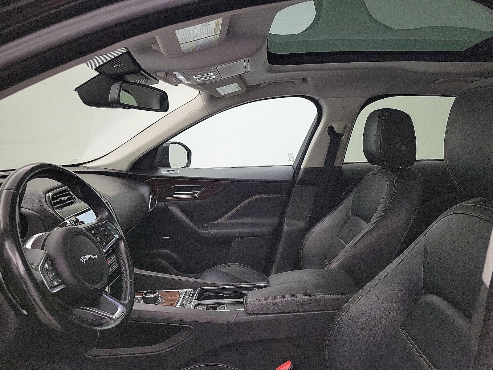 2018 Jaguar F-PACE Prestige - Photo 21