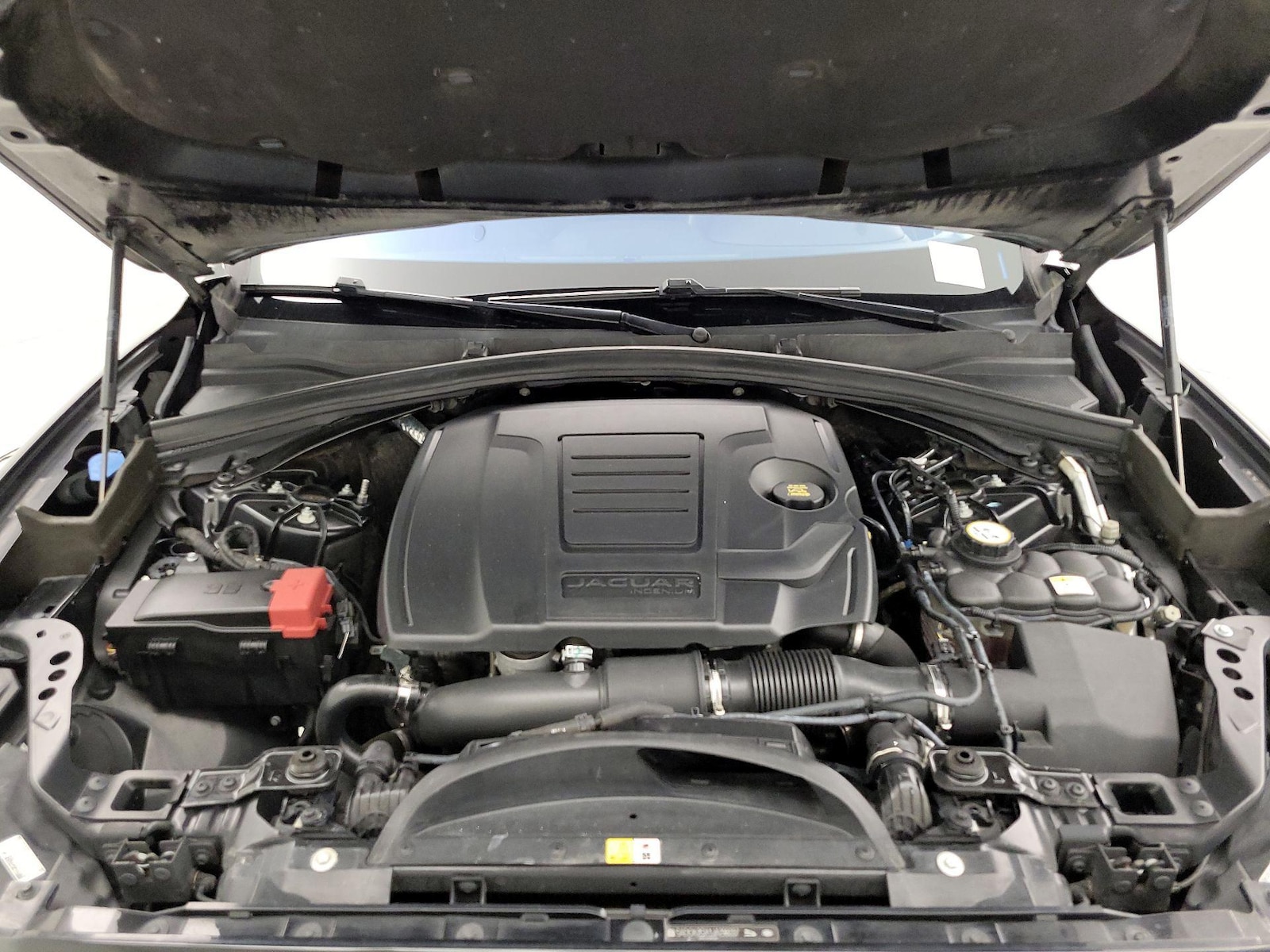 2018 Jaguar F-PACE Prestige - Photo 24