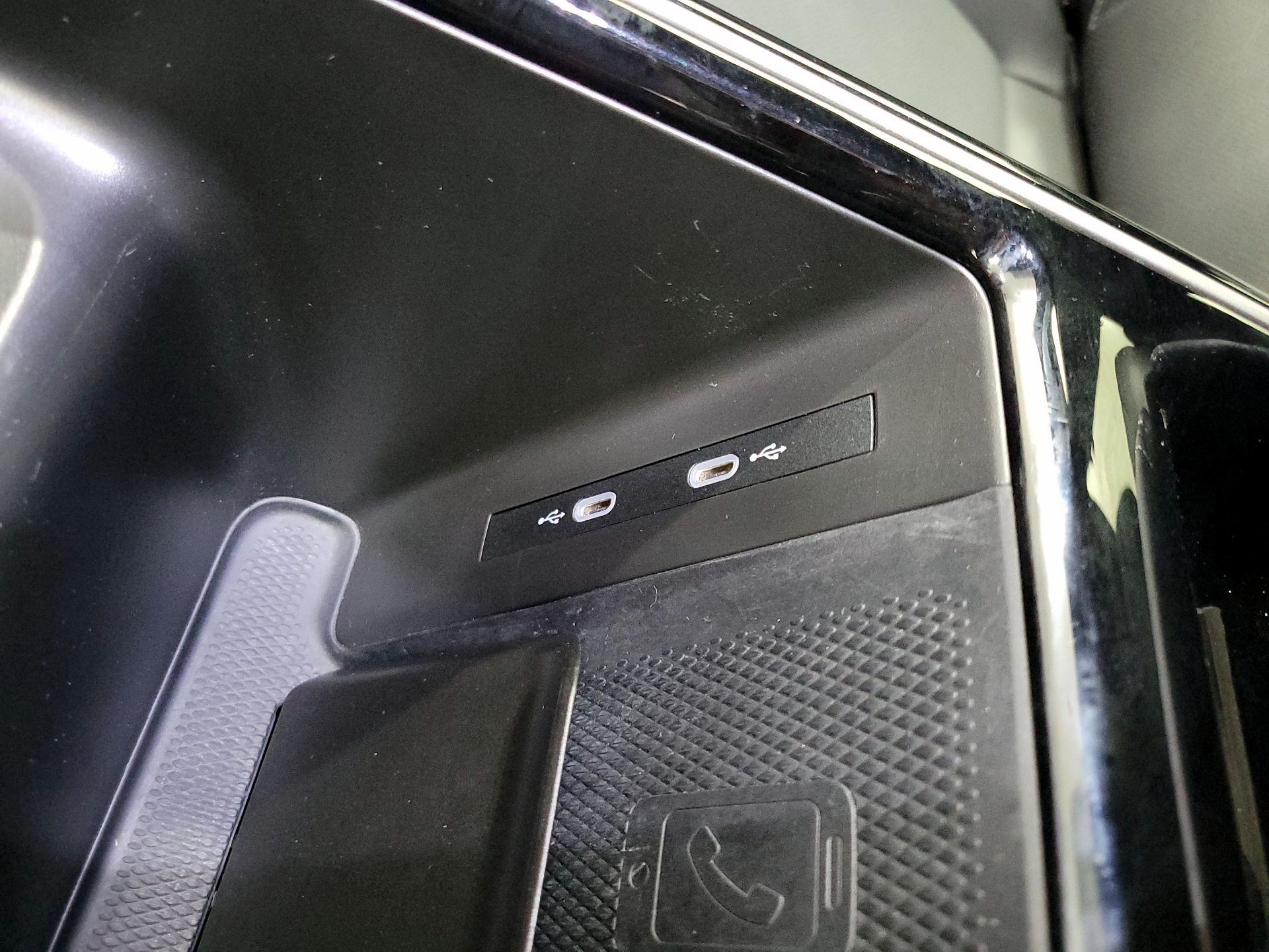 Thumbnail: 2023 Volkswagen ID.4 - 19