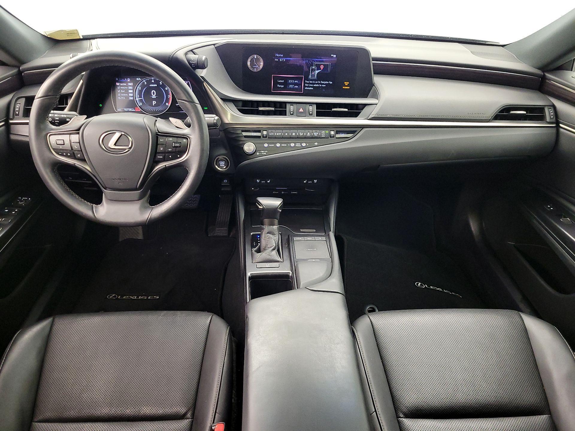 Thumbnail: 2021 Lexus ES - 9