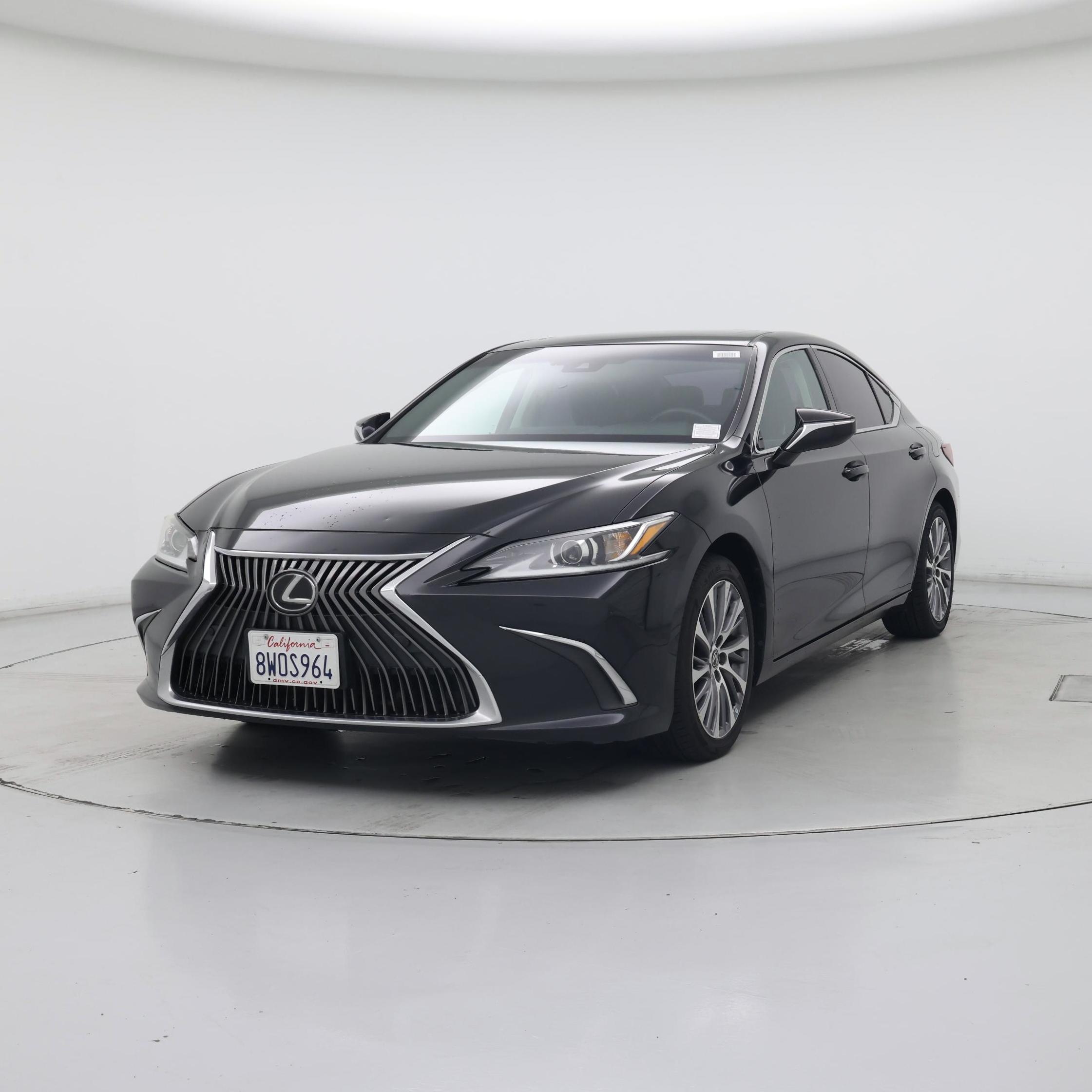 Thumbnail: 2021 Lexus ES - 4